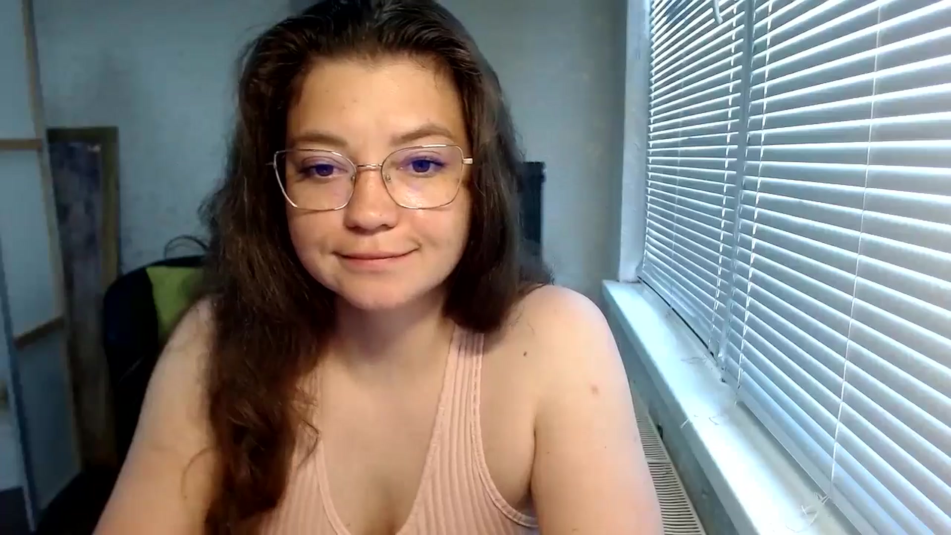 Gallery image thumbnail from SweetArinaA's myfreecams stream on, 06/29/2024, 09:26 image 8 of 20