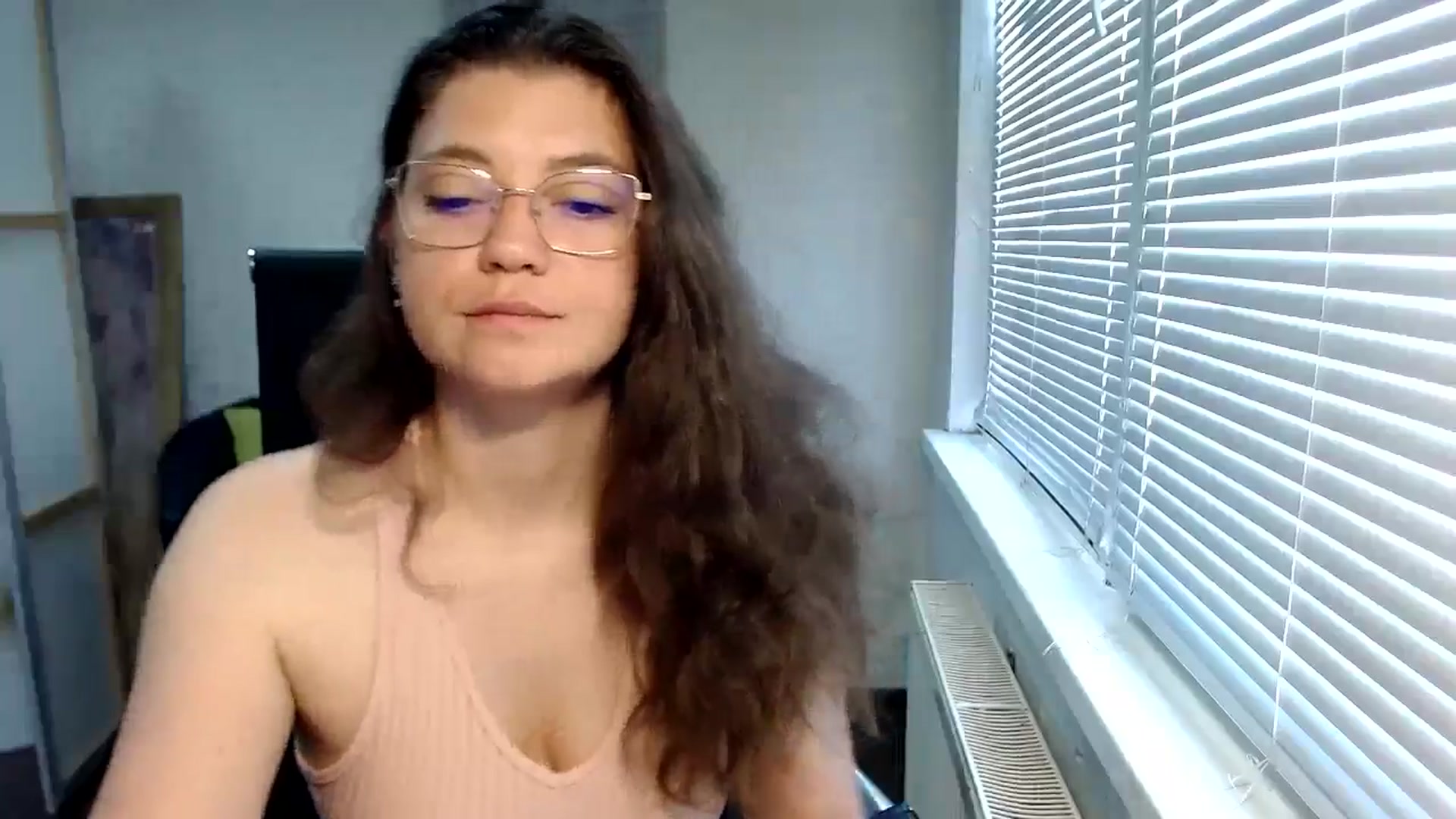 Gallery image thumbnail from SweetArinaA's myfreecams stream on, 06/29/2024, 09:26 image 14 of 20