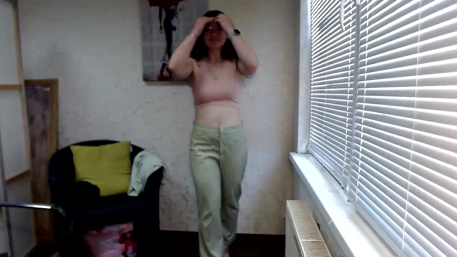 Gallery image thumbnail from SweetArinaA's myfreecams stream on, 06/29/2024, 09:26 image 18 of 20