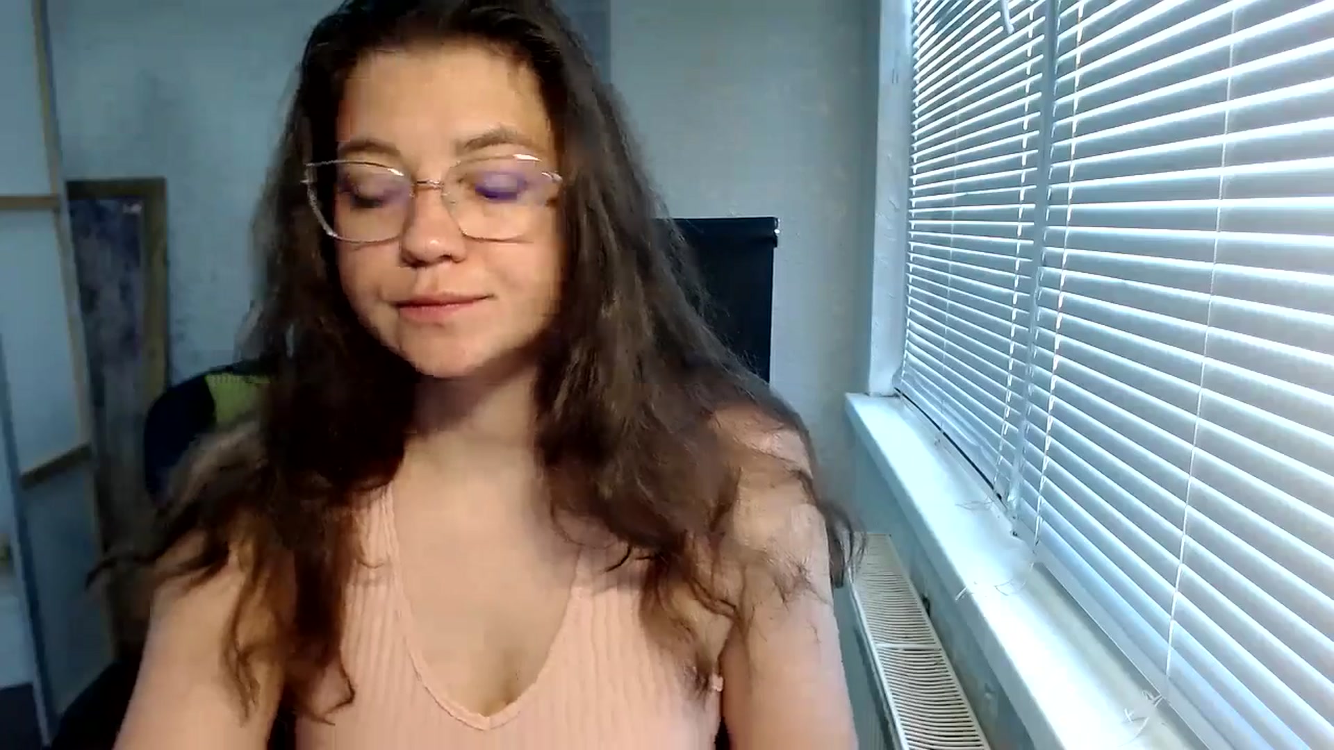 Gallery image thumbnail from SweetArinaA's myfreecams stream on, 06/29/2024, 09:26 image 11 of 20