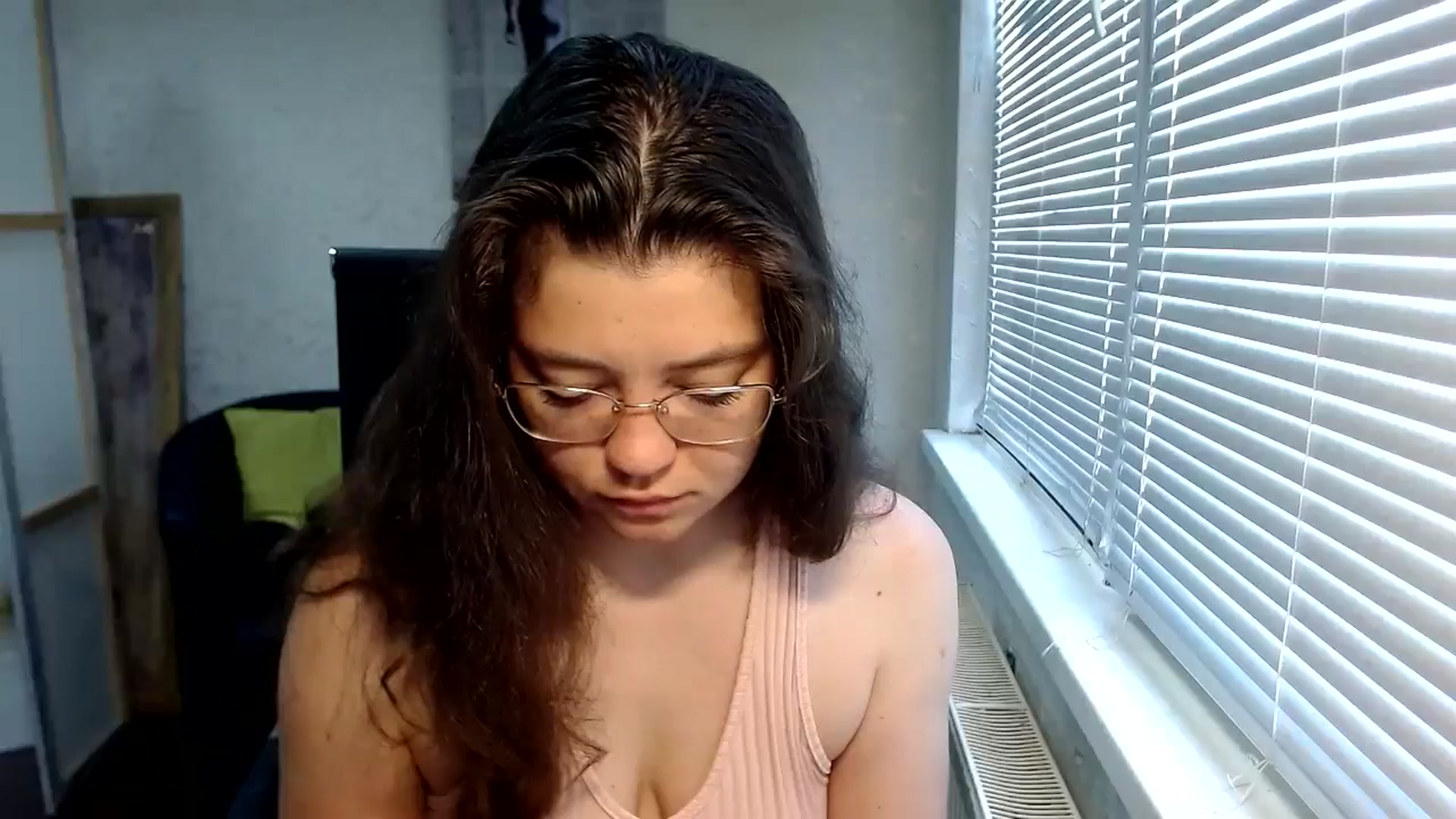 Gallery image thumbnail from SweetArinaA's myfreecams stream on, 06/29/2024, 09:26 image 9 of 20