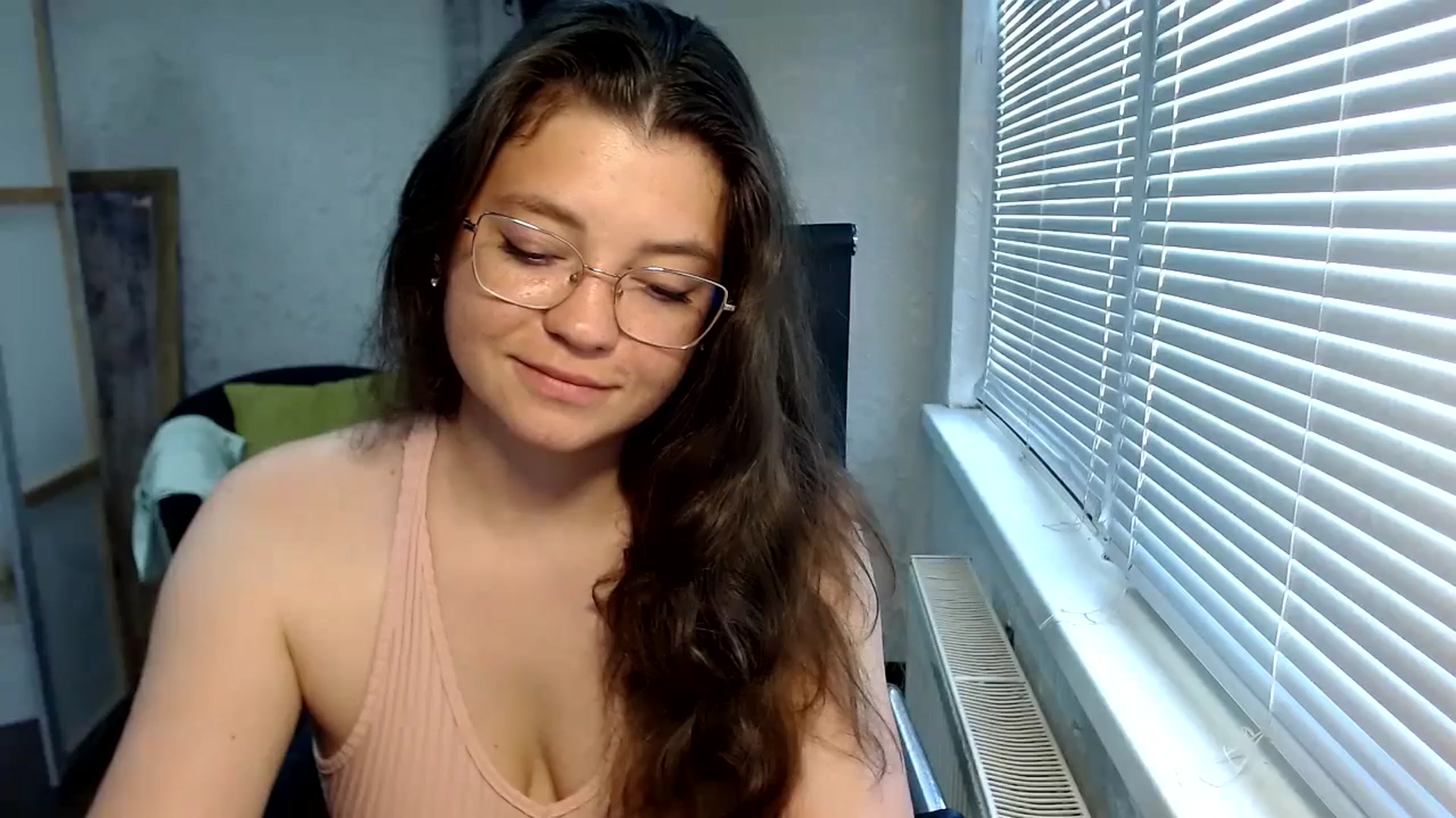 Gallery image thumbnail from SweetArinaA's myfreecams stream on, 06/29/2024, 11:01 image 5 of 20