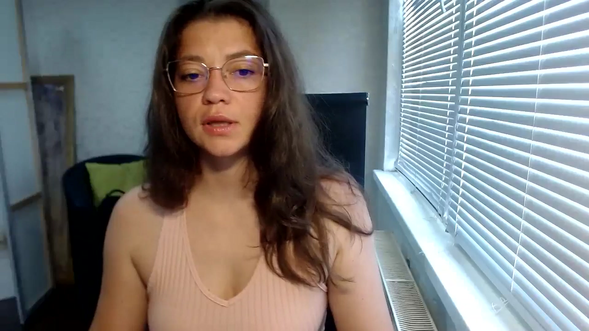 Gallery image thumbnail from SweetArinaA's myfreecams stream on, 07/09/2024, 08:26 image 16 of 20
