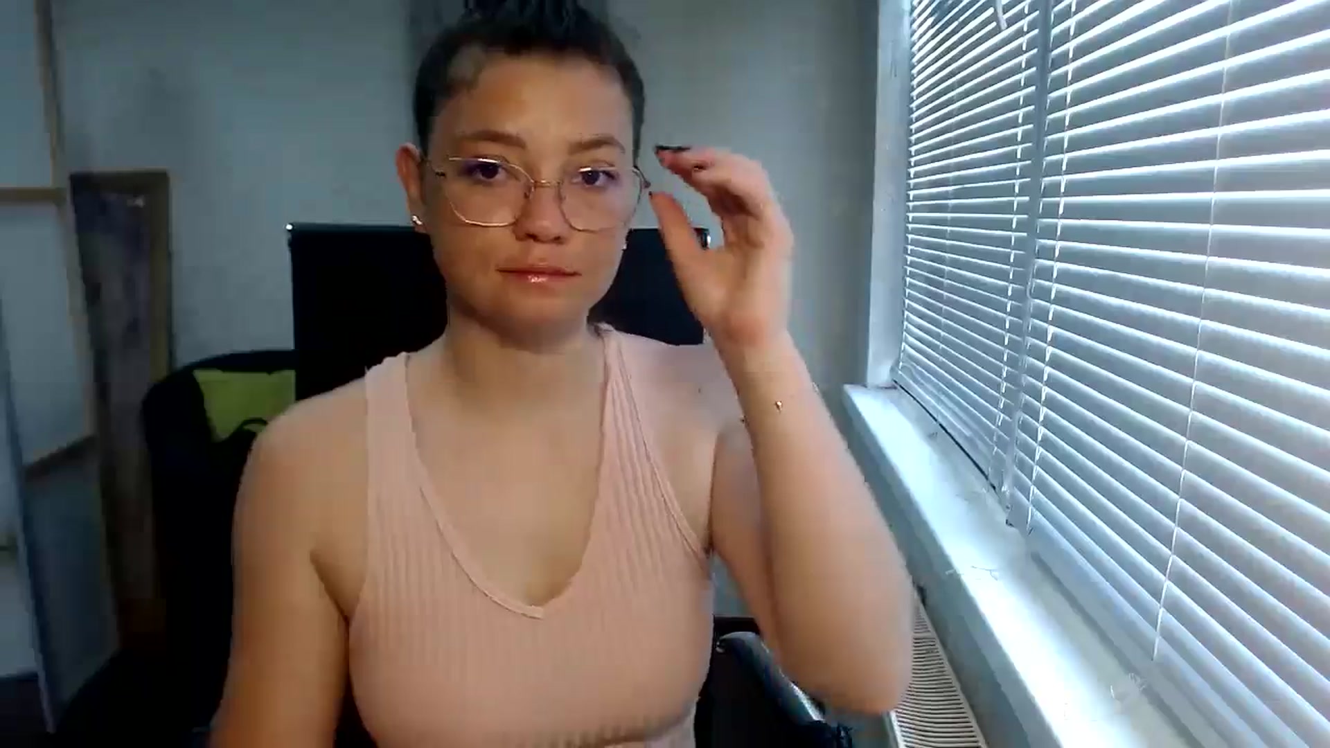 Gallery image thumbnail from SweetArinaA's myfreecams stream on, 07/09/2024, 08:26 image 9 of 20