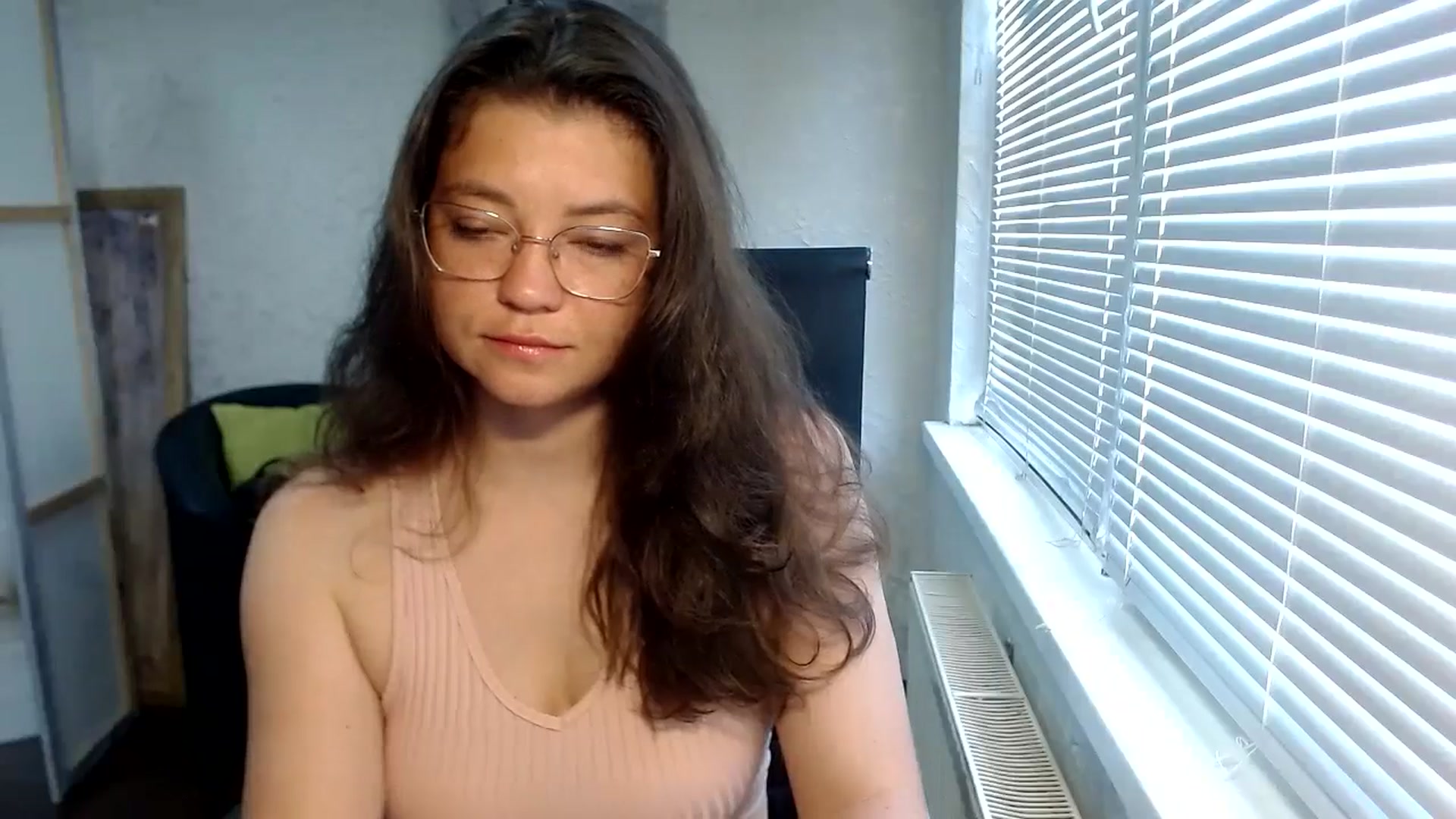 Gallery image thumbnail from SweetArinaA's myfreecams stream on, 07/09/2024, 08:26 image 11 of 20
