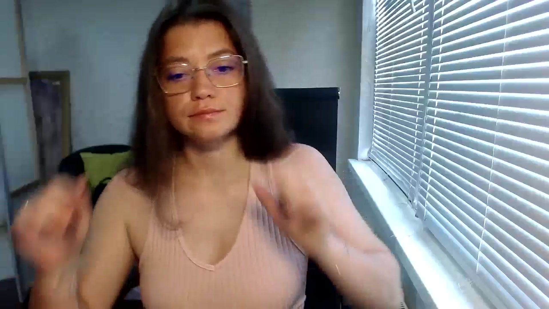 Gallery image thumbnail from SweetArinaA's myfreecams stream on, 07/09/2024, 08:26 image 17 of 20