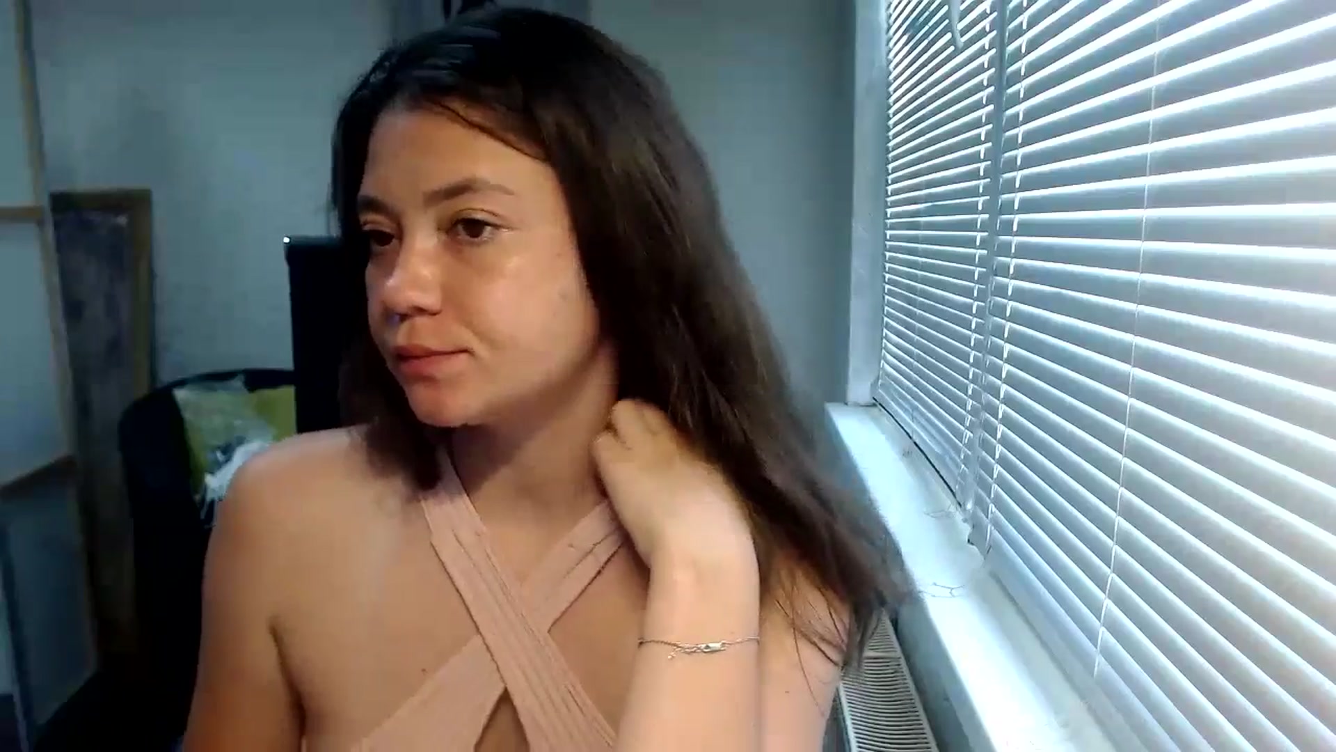 Gallery image thumbnail from SweetArinaA's myfreecams stream on, 07/09/2024, 11:35 image 17 of 20