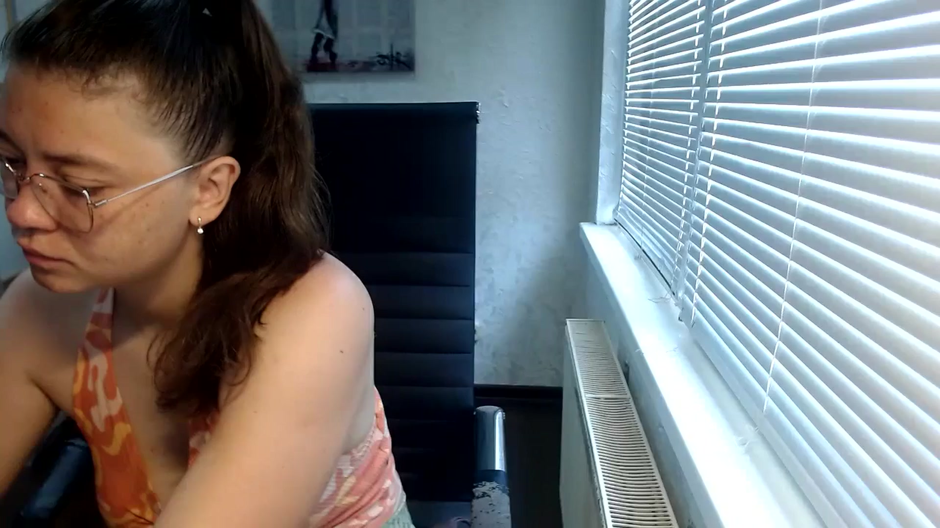 Gallery image thumbnail from SweetArinaA's myfreecams stream on, 07/10/2024, 08:04 image 3 of 20