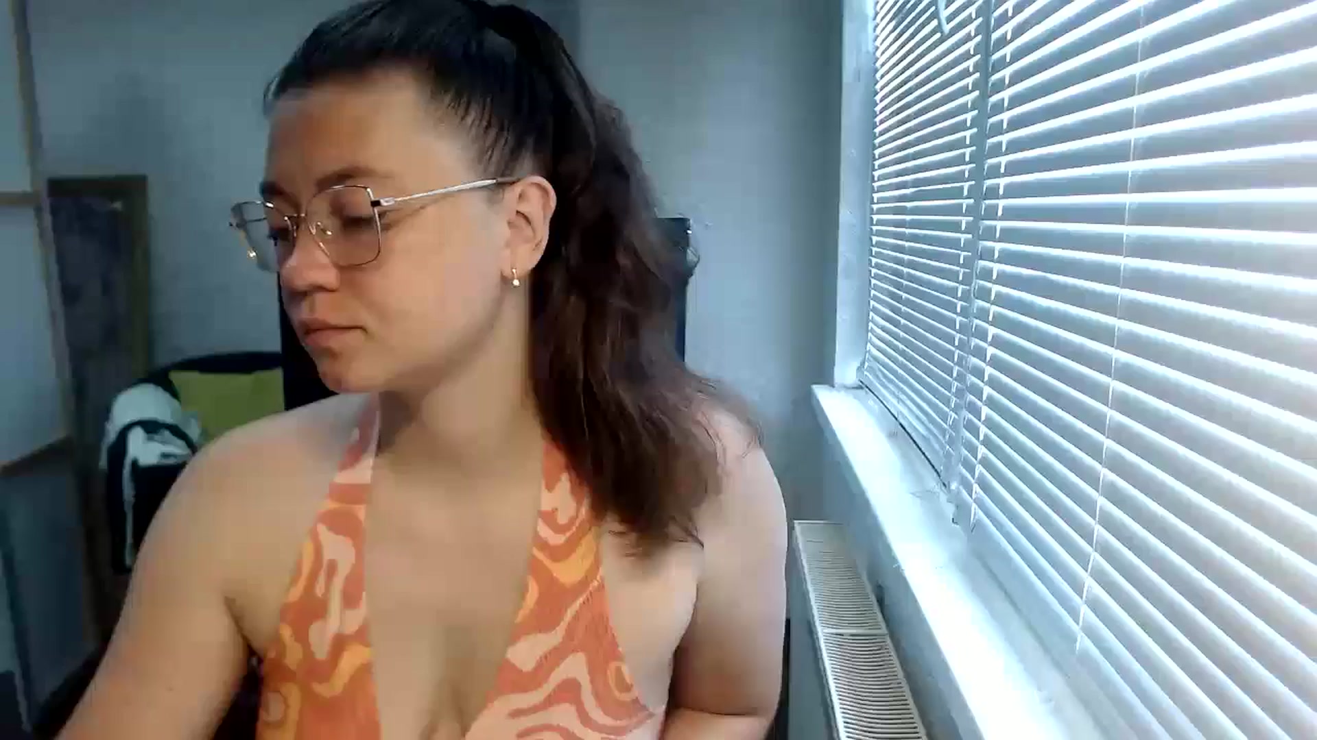 Gallery image thumbnail from SweetArinaA's myfreecams stream on, 07/10/2024, 08:04 image 6 of 20