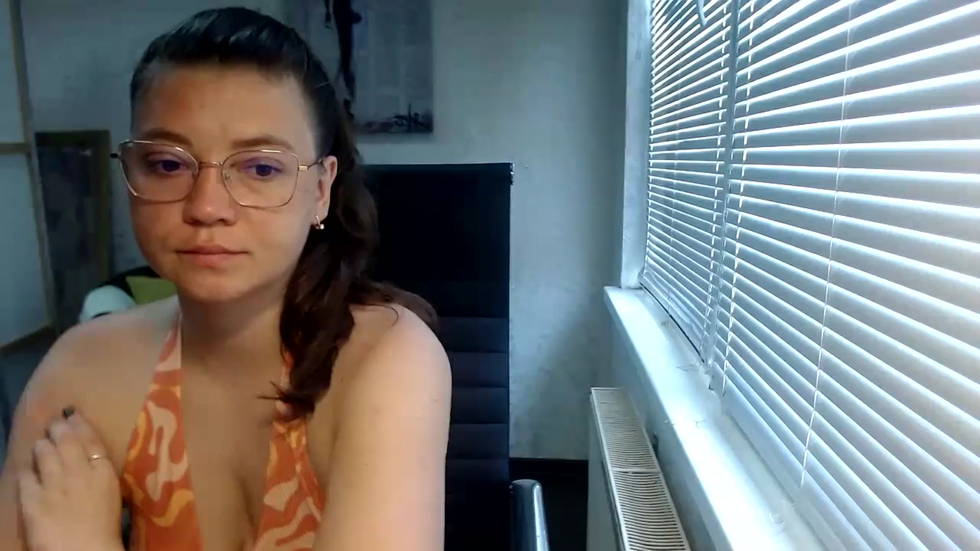 Gallery image thumbnail from SweetArinaA's myfreecams stream on, 07/10/2024, 08:04 image 19 of 20