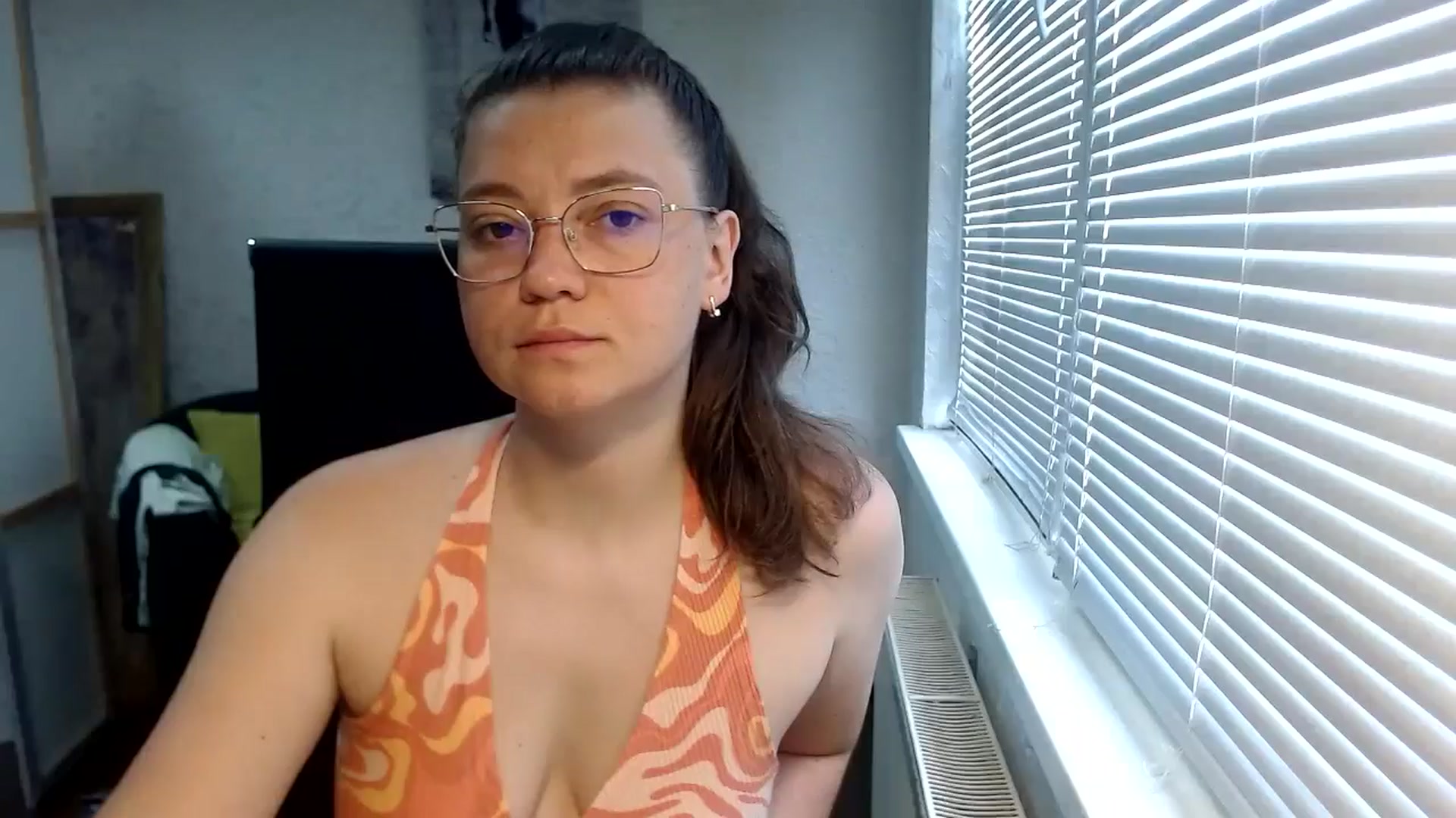 Gallery image thumbnail from SweetArinaA's myfreecams stream on, 07/10/2024, 08:04 image 7 of 20