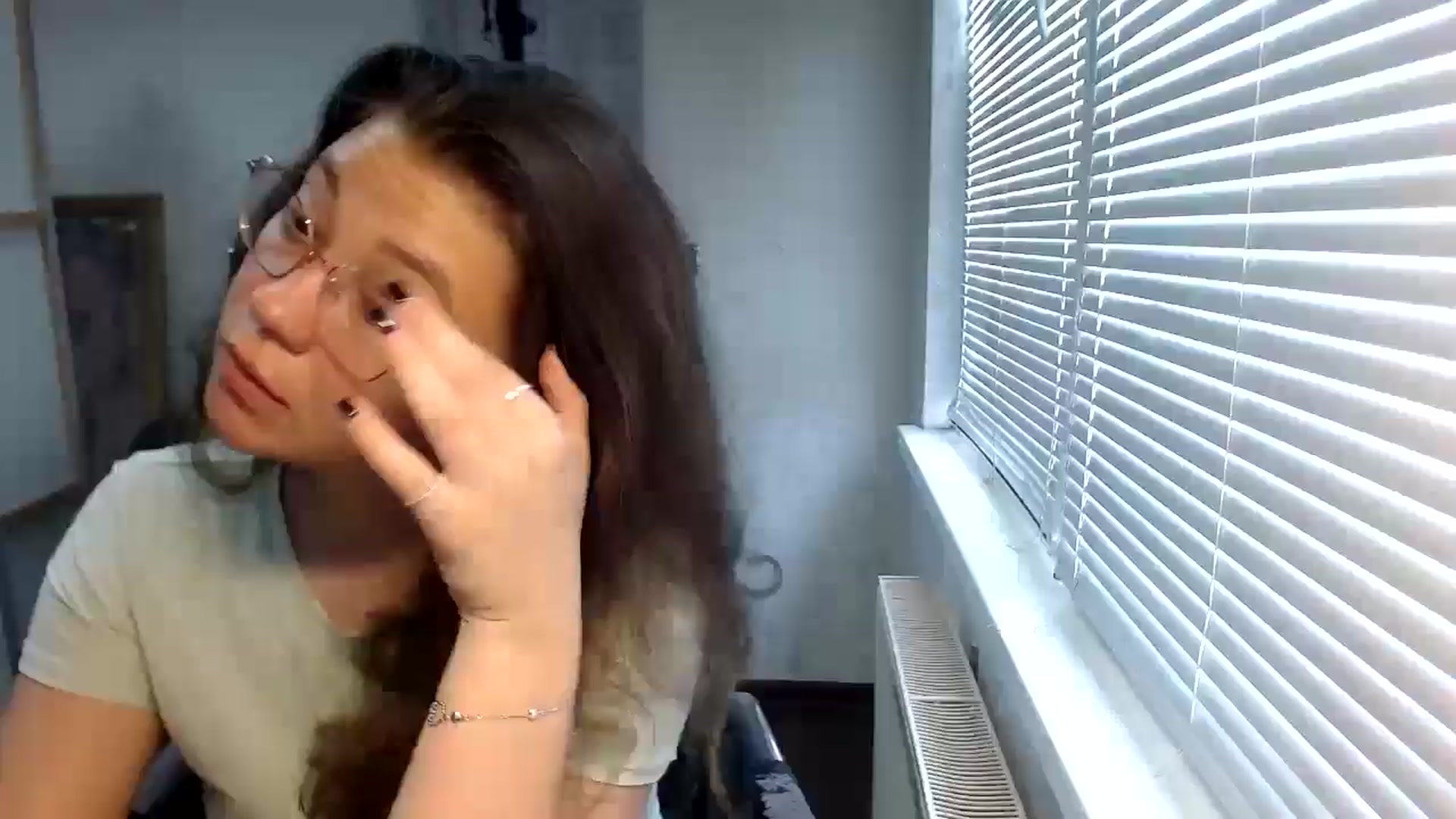 Gallery image thumbnail from SweetArinaA's myfreecams stream on, 07/10/2024, 08:33 image 13 of 20