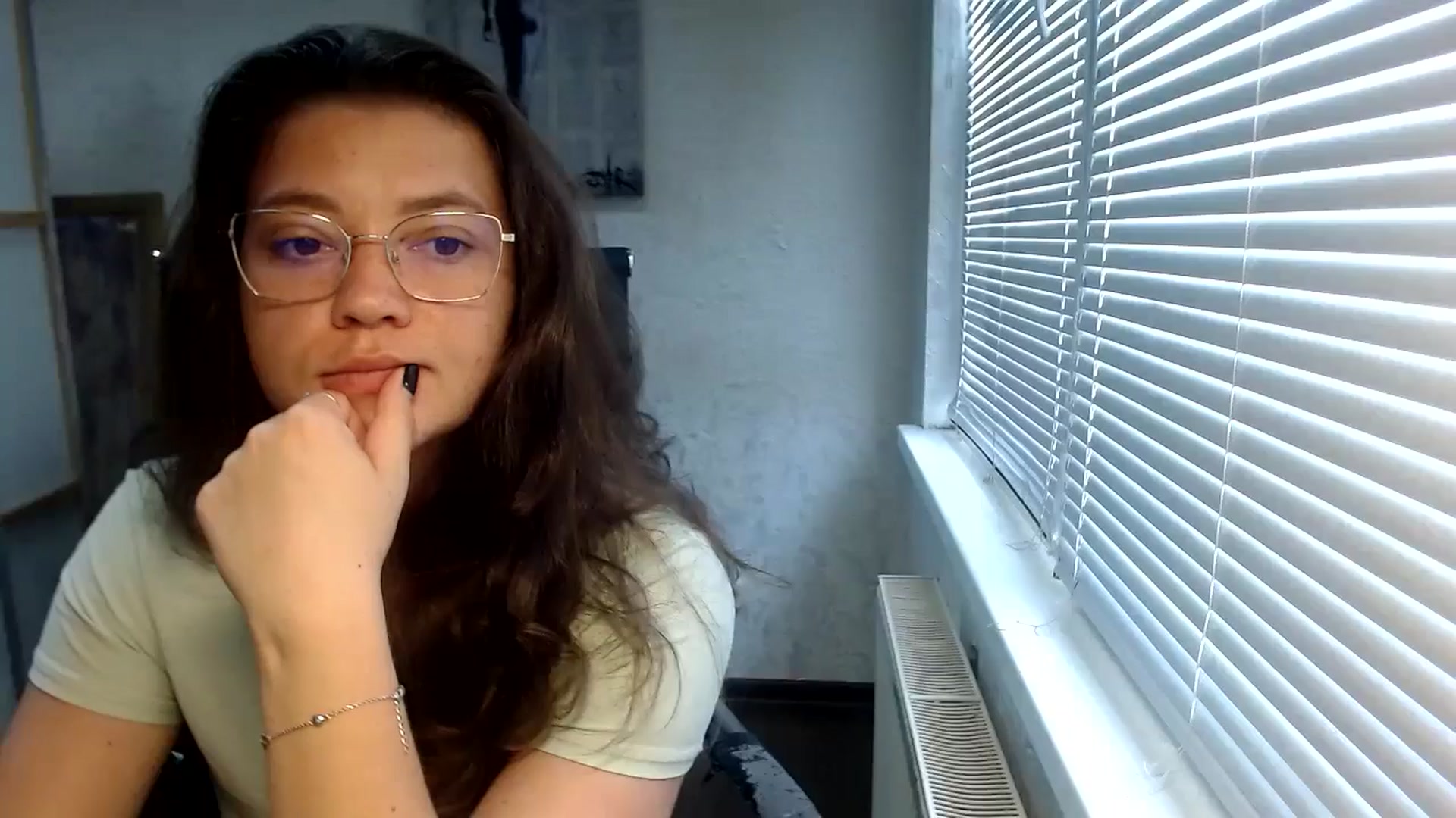 Gallery image thumbnail from SweetArinaA's myfreecams stream on, 07/10/2024, 08:33 image 14 of 20