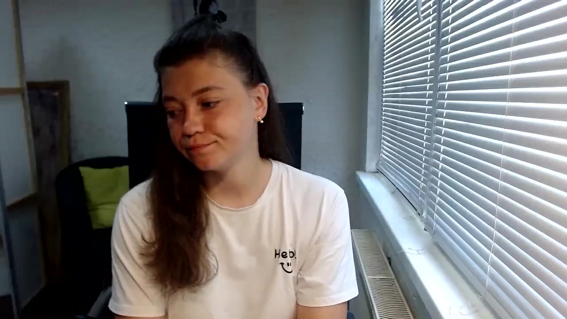 Gallery image thumbnail from SweetArinaA's myfreecams stream on, 07/14/2024, 10:05 image 9 of 20