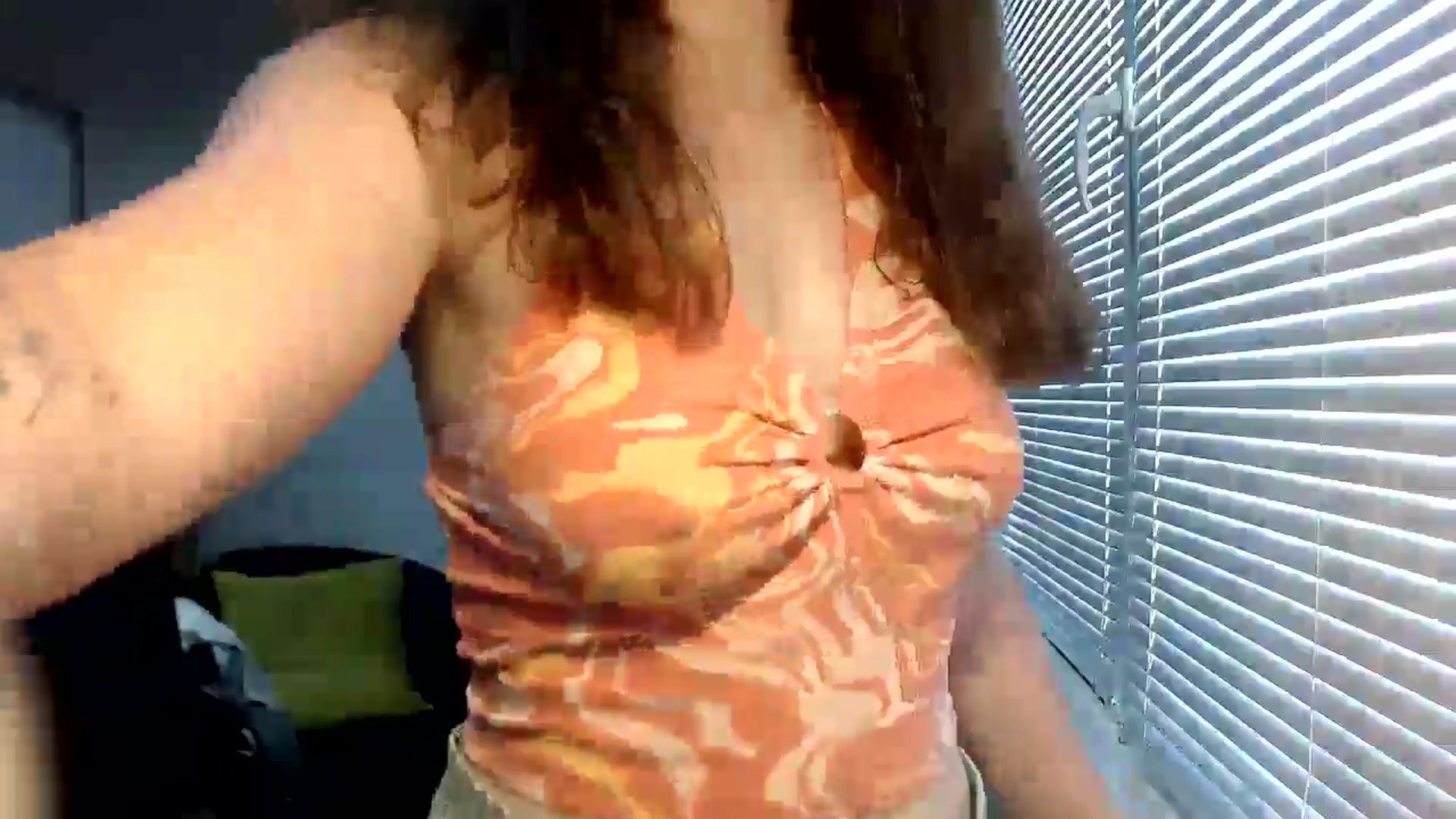 Gallery image thumbnail from SweetArinaA's myfreecams stream on, 07/14/2024, 11:11 image 16 of 20