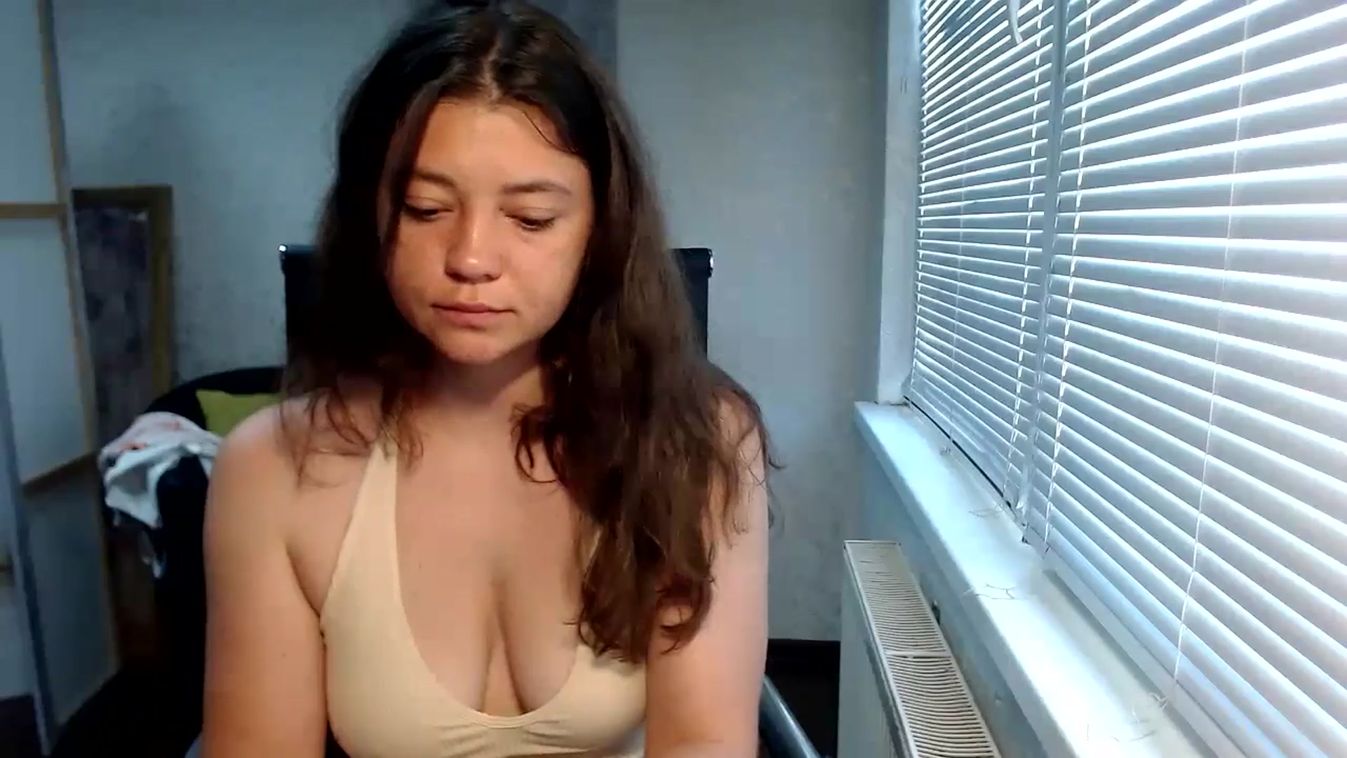 Gallery image thumbnail from SweetArinaA's myfreecams stream on, 07/14/2024, 12:09 image 15 of 20