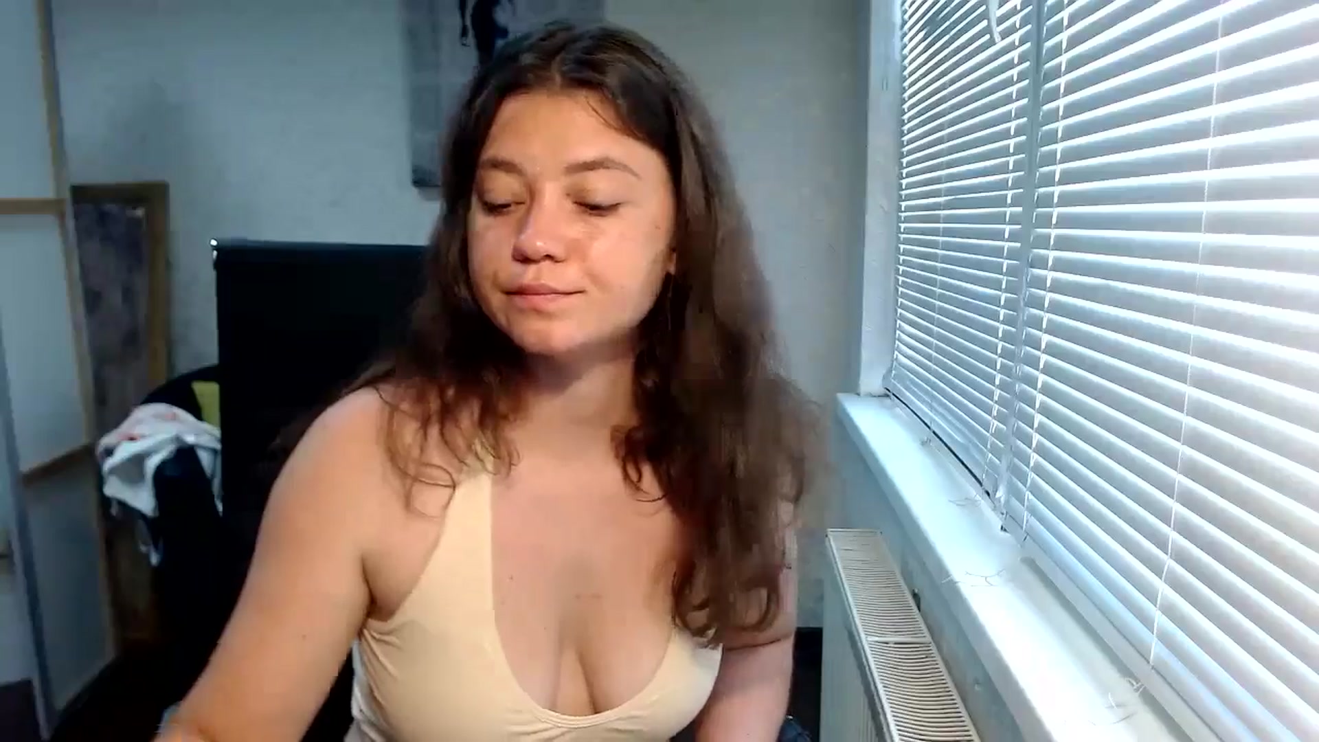 Gallery image thumbnail from SweetArinaA's myfreecams stream on, 07/14/2024, 12:09 image 16 of 20