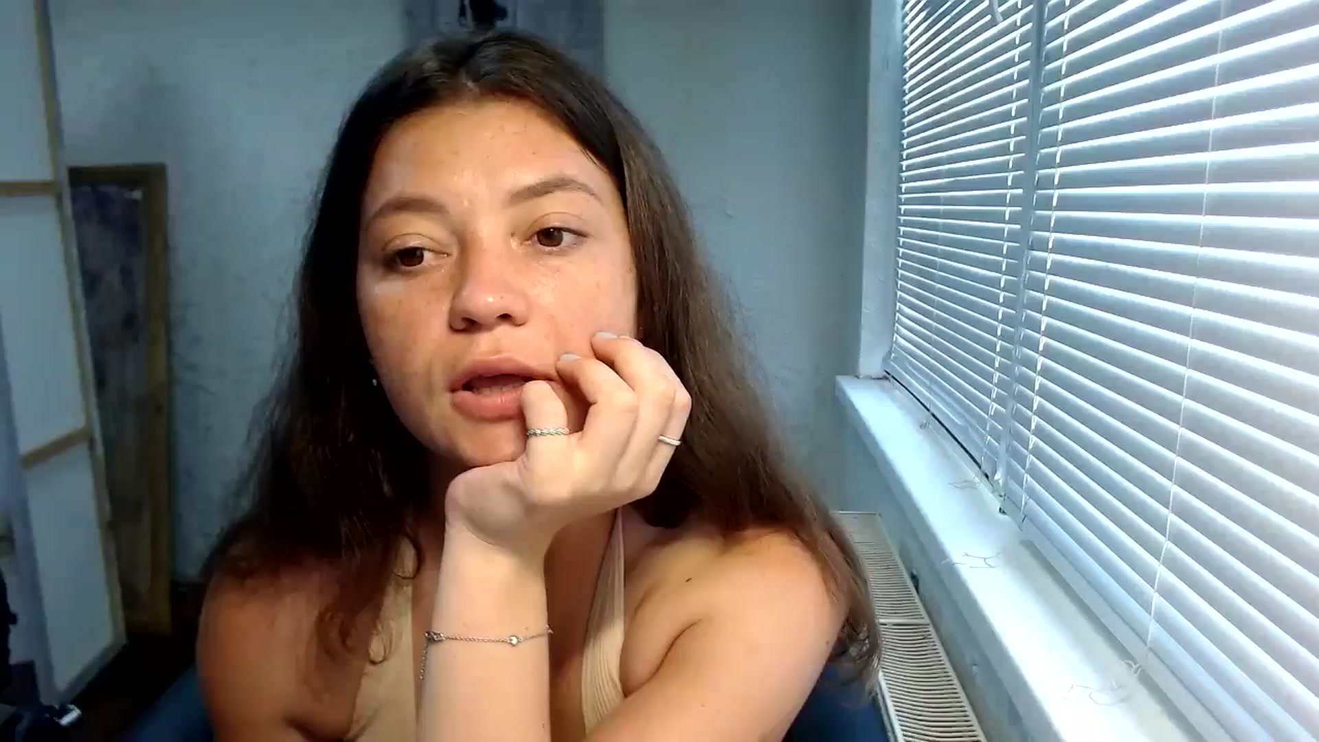 Gallery image thumbnail from SweetArinaA's myfreecams stream on, 07/14/2024, 12:59 image 18 of 20