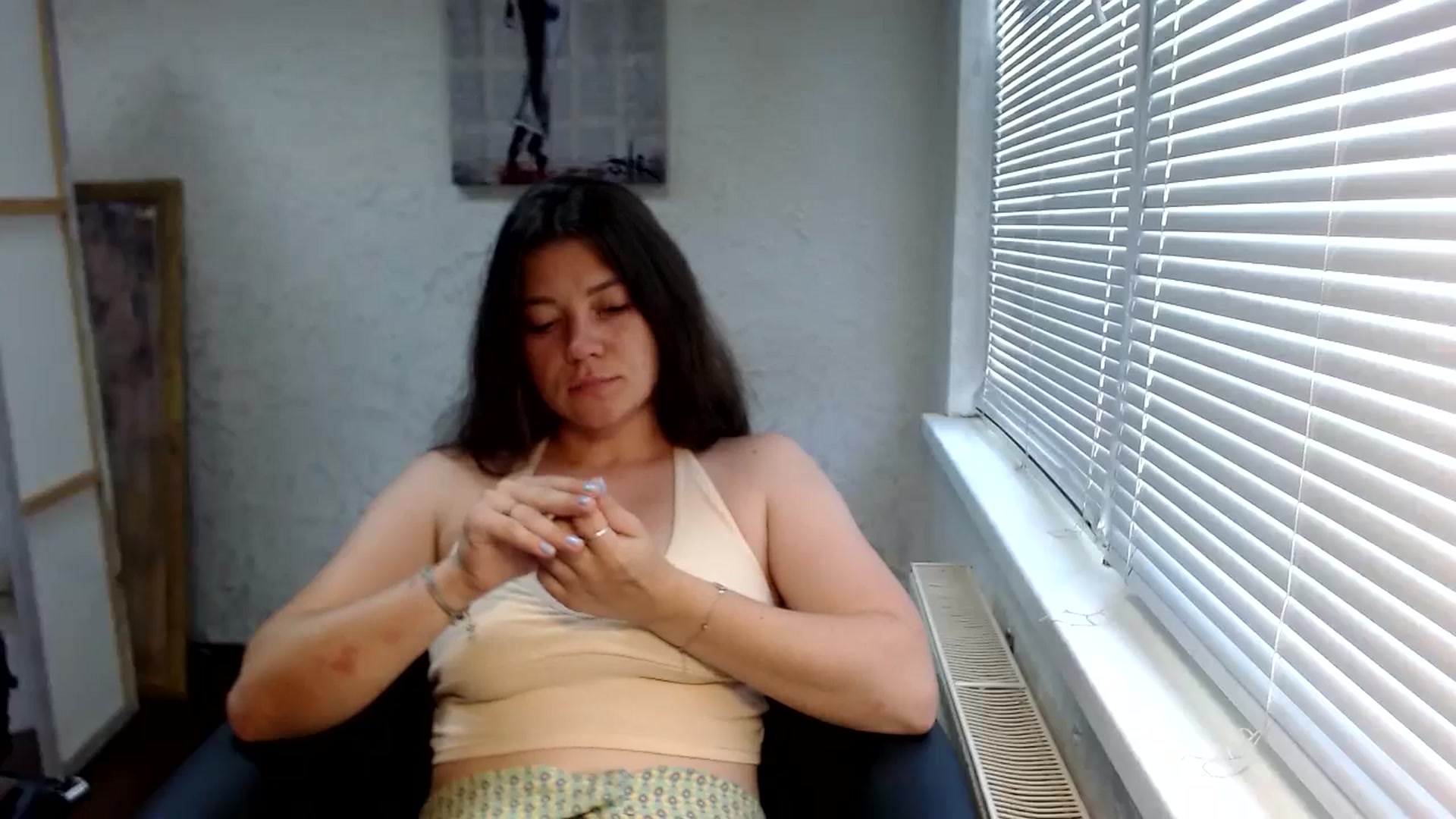 Gallery image thumbnail from SweetArinaA's myfreecams stream on, 07/14/2024, 12:59 image 16 of 20
