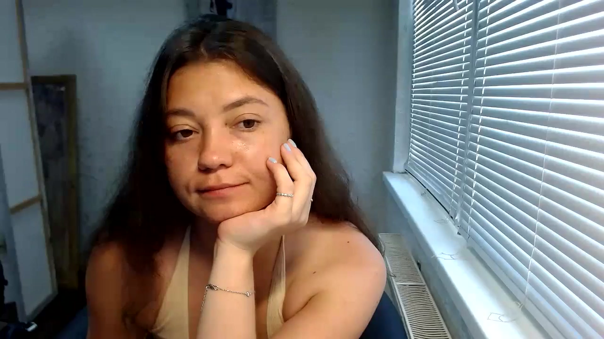 Gallery image thumbnail from SweetArinaA's myfreecams stream on, 07/14/2024, 12:59 image 15 of 20