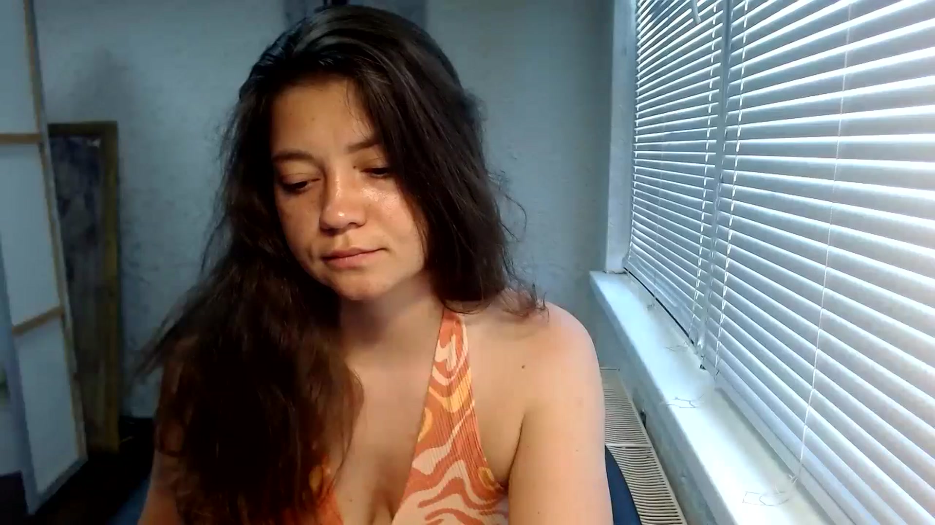 Gallery image thumbnail from SweetArinaA's myfreecams stream on, 07/14/2024, 15:10 image 14 of 20