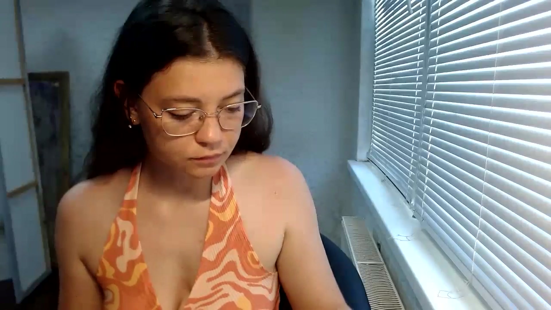 Gallery image thumbnail from SweetArinaA's myfreecams stream on, 07/14/2024, 15:10 image 4 of 20