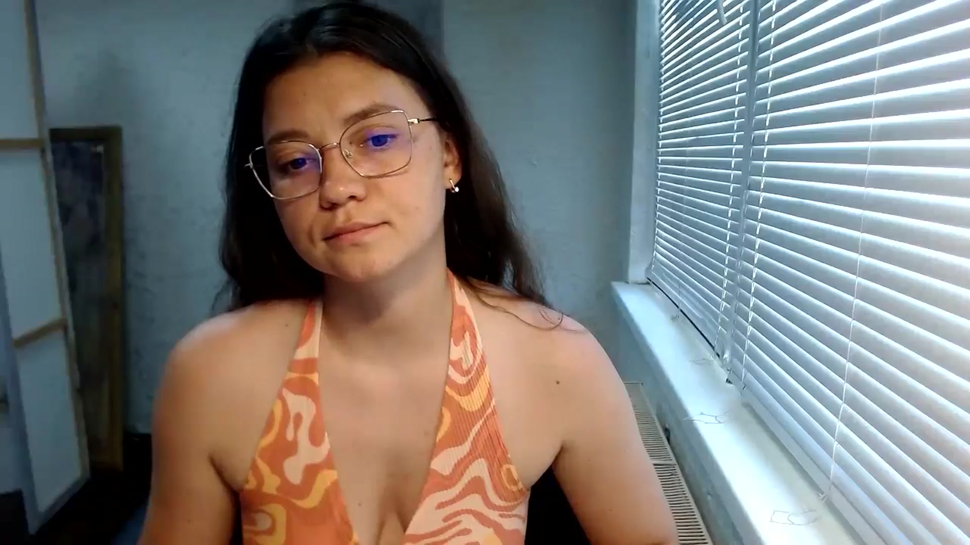 Gallery image thumbnail from SweetArinaA's myfreecams stream on, 07/14/2024, 15:10 image 9 of 20