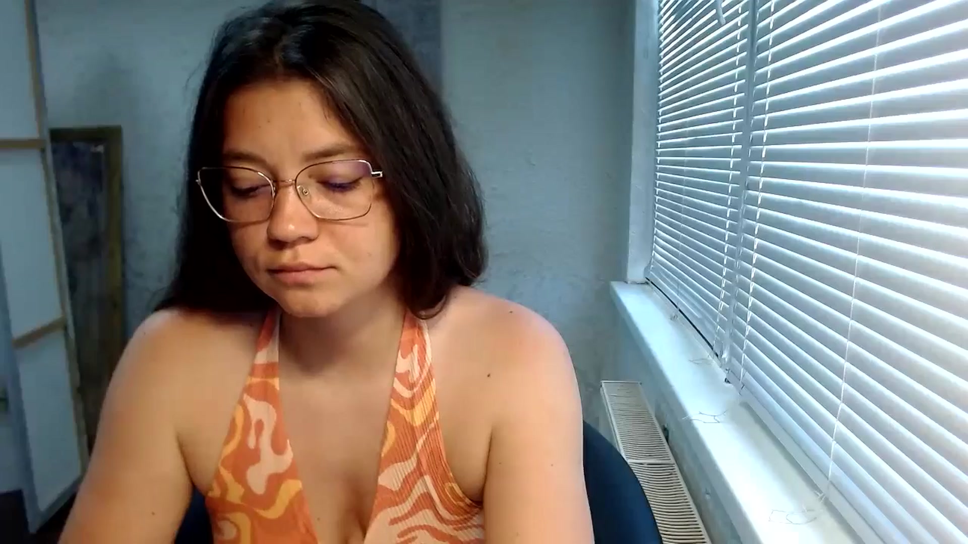 Gallery image thumbnail from SweetArinaA's myfreecams stream on, 07/14/2024, 15:10 image 3 of 20
