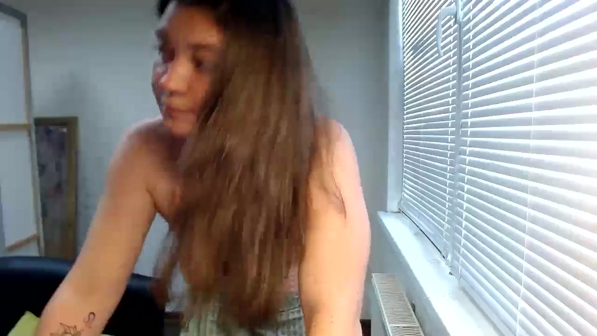Gallery image thumbnail from SweetArinaA's myfreecams stream on, 07/14/2024, 15:47 image 14 of 20