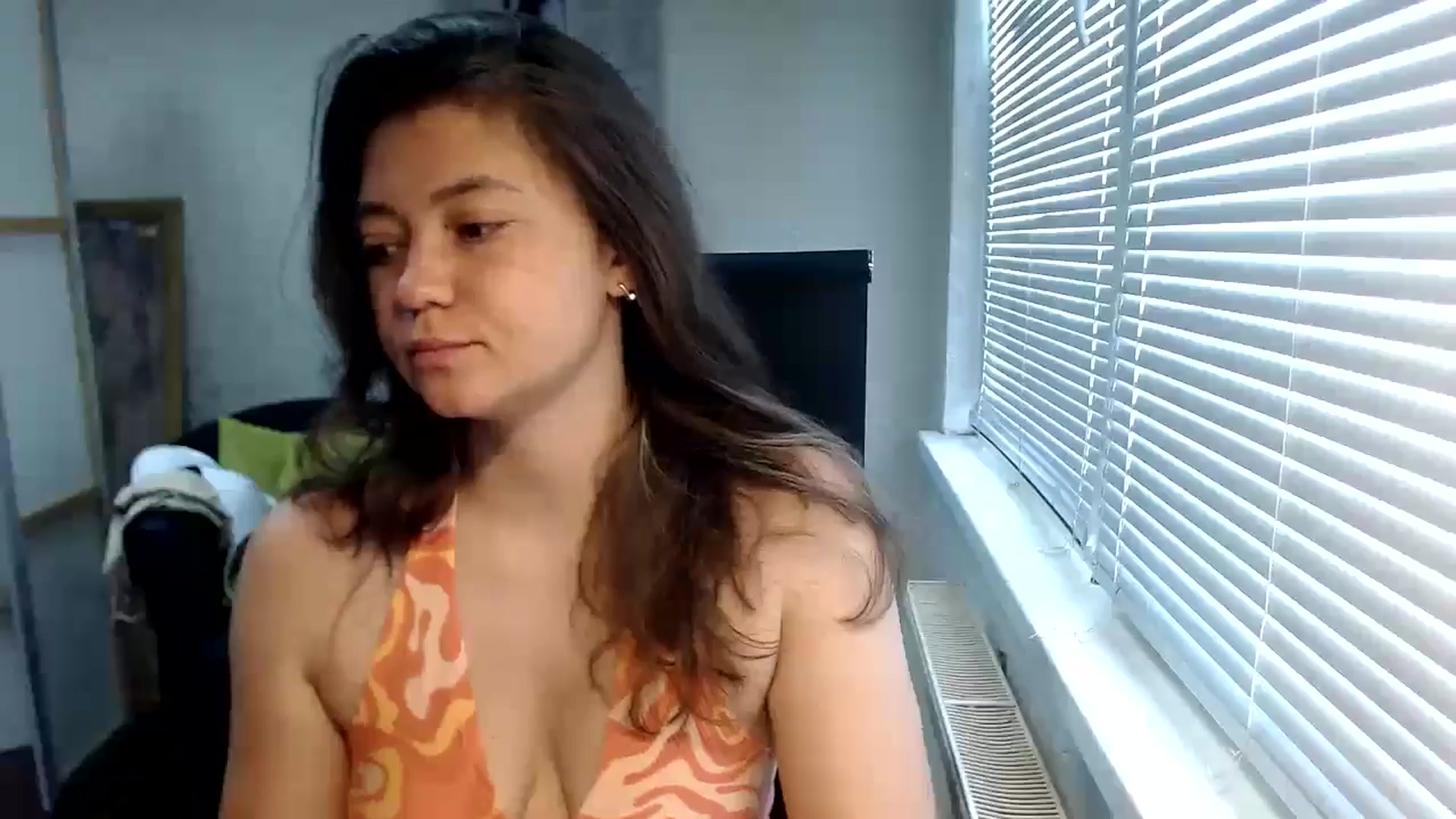 Gallery image thumbnail from SweetArinaA's myfreecams stream on, 07/15/2024, 10:26 image 7 of 20
