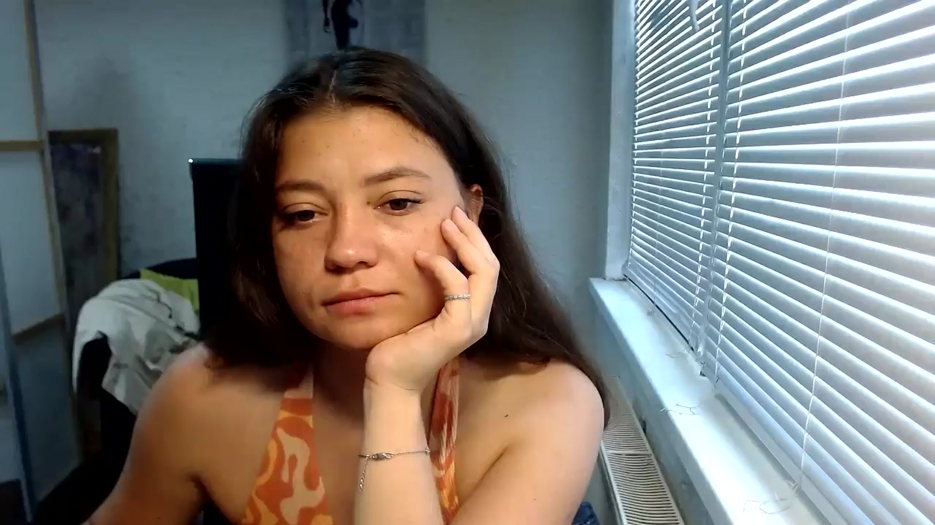 Gallery image thumbnail from SweetArinaA's myfreecams stream on, 07/15/2024, 11:08 image 7 of 20