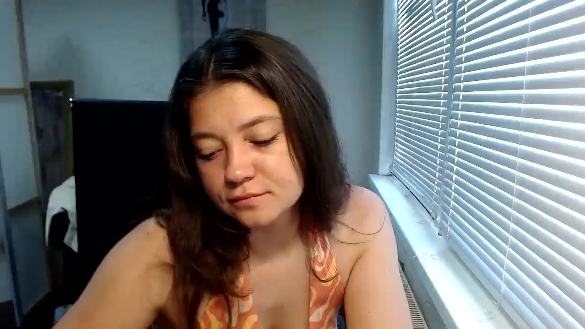 Gallery image thumbnail from SweetArinaA's myfreecams stream on, 07/15/2024, 11:08 image 6 of 20