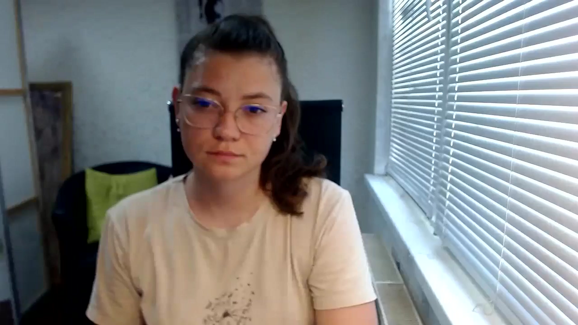 Gallery image thumbnail from SweetArinaA's myfreecams stream on, 07/15/2024, 12:48 image 3 of 20