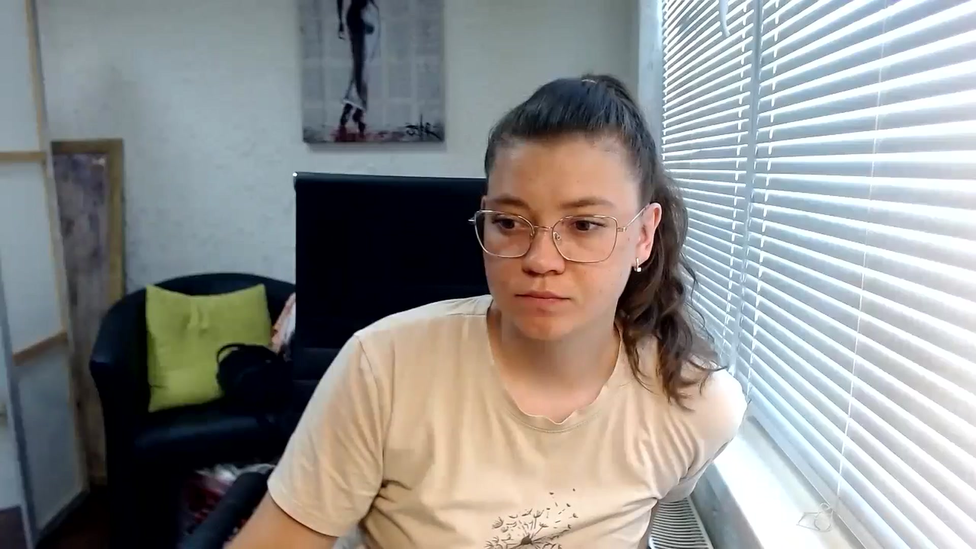 Gallery image thumbnail from SweetArinaA's myfreecams stream on, 07/15/2024, 12:48 image 19 of 20