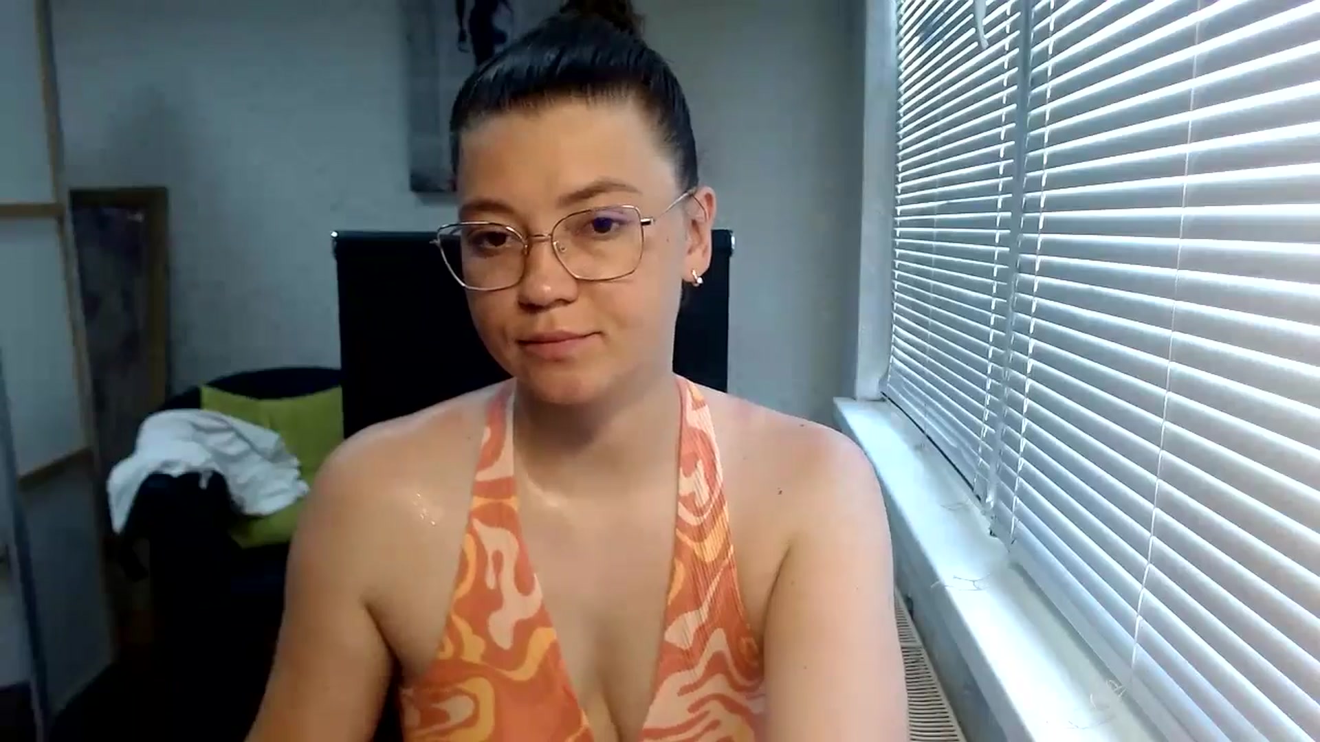 Gallery image thumbnail from SweetArinaA's myfreecams stream on, 07/16/2024, 10:58 image 20 of 20