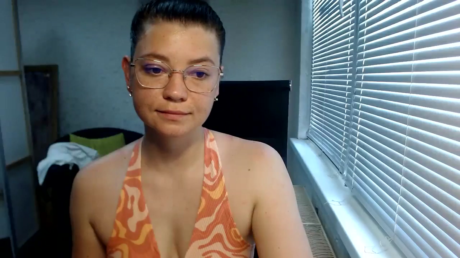 Gallery image thumbnail from SweetArinaA's myfreecams stream on, 07/16/2024, 10:58 image 6 of 20
