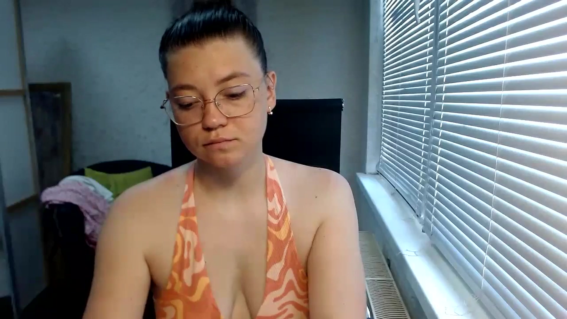 Gallery image thumbnail from SweetArinaA's myfreecams stream on, 07/16/2024, 11:37 image 12 of 20