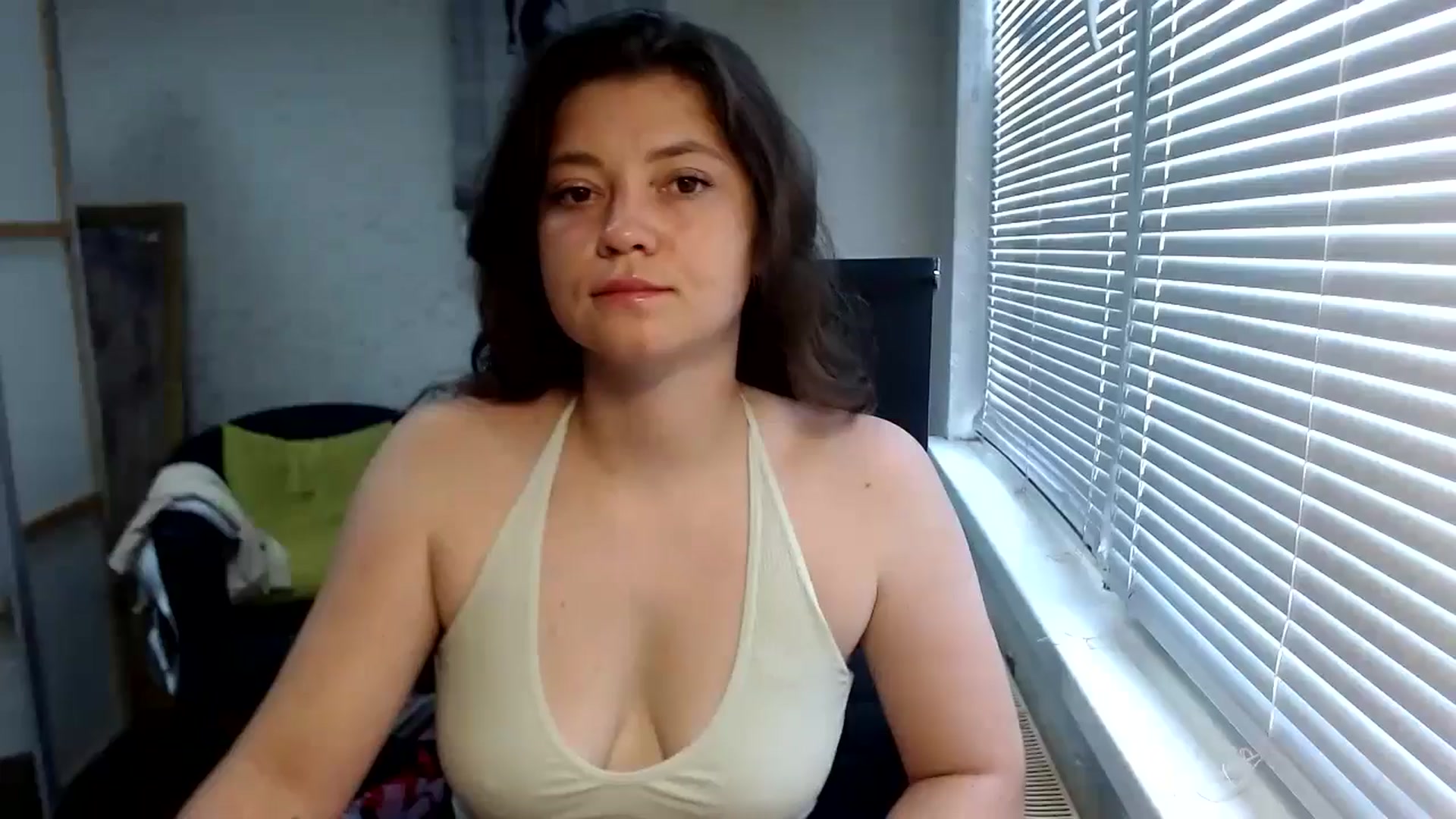 Gallery image thumbnail from SweetArinaA's myfreecams stream on, 07/18/2024, 09:05 image 7 of 20