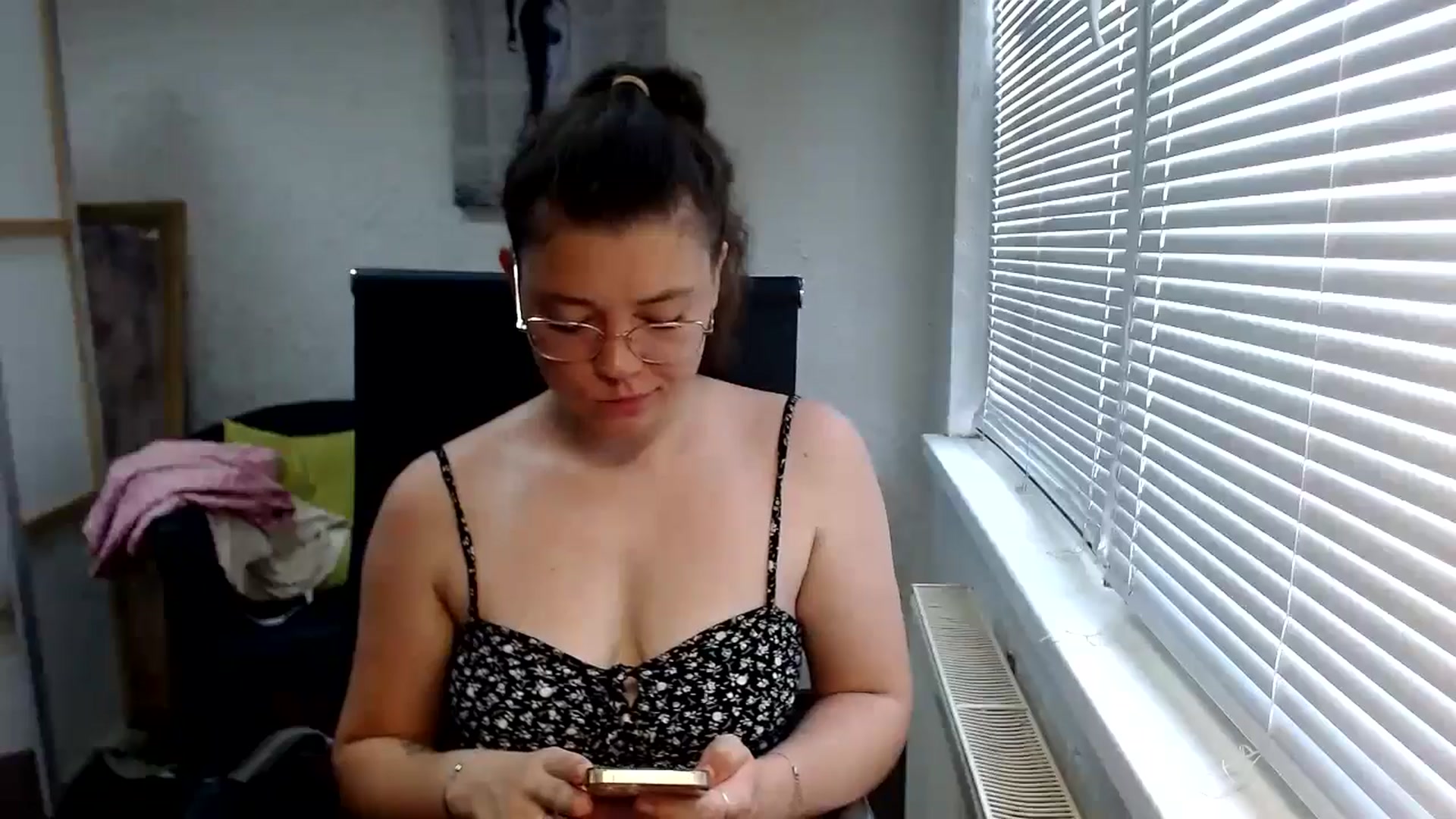 Gallery image thumbnail from SweetArinaA's myfreecams stream on, 07/18/2024, 10:13 image 20 of 20