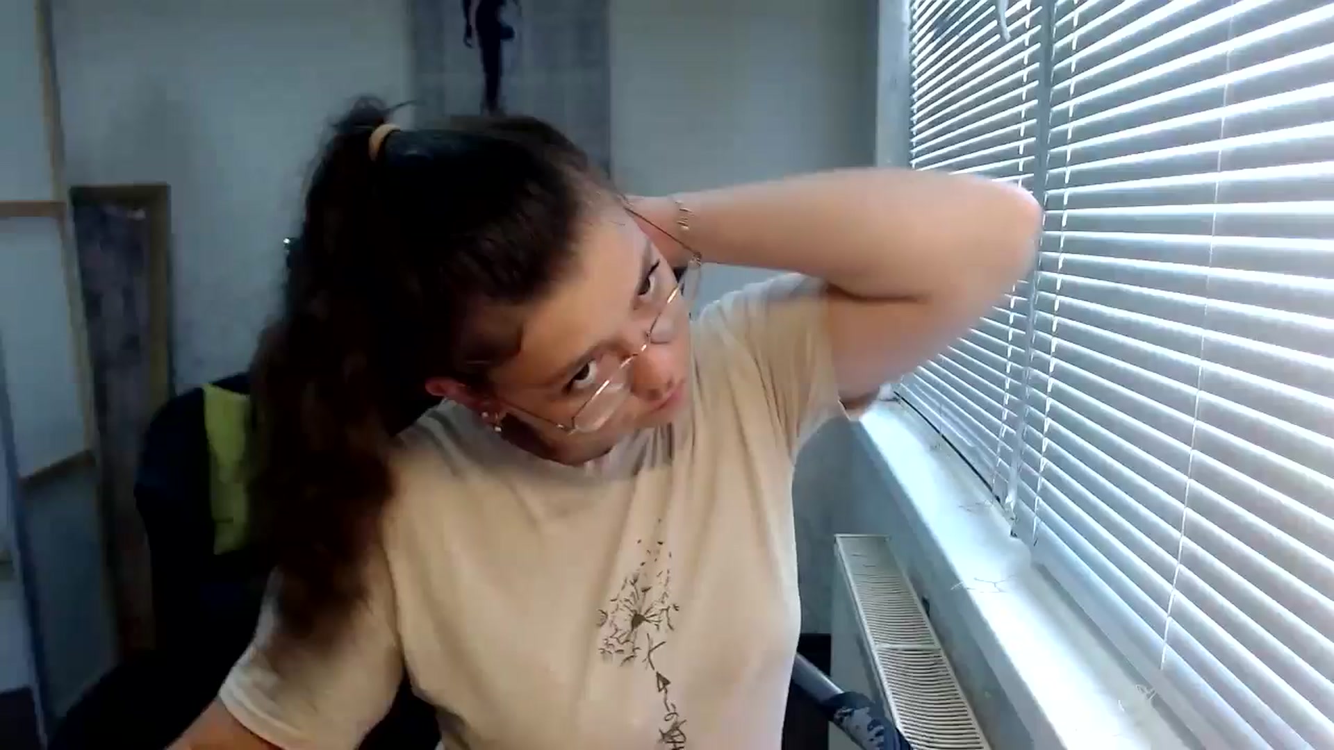 Gallery image thumbnail from SweetArinaA's myfreecams stream on, 07/18/2024, 11:14 image 1 of 20
