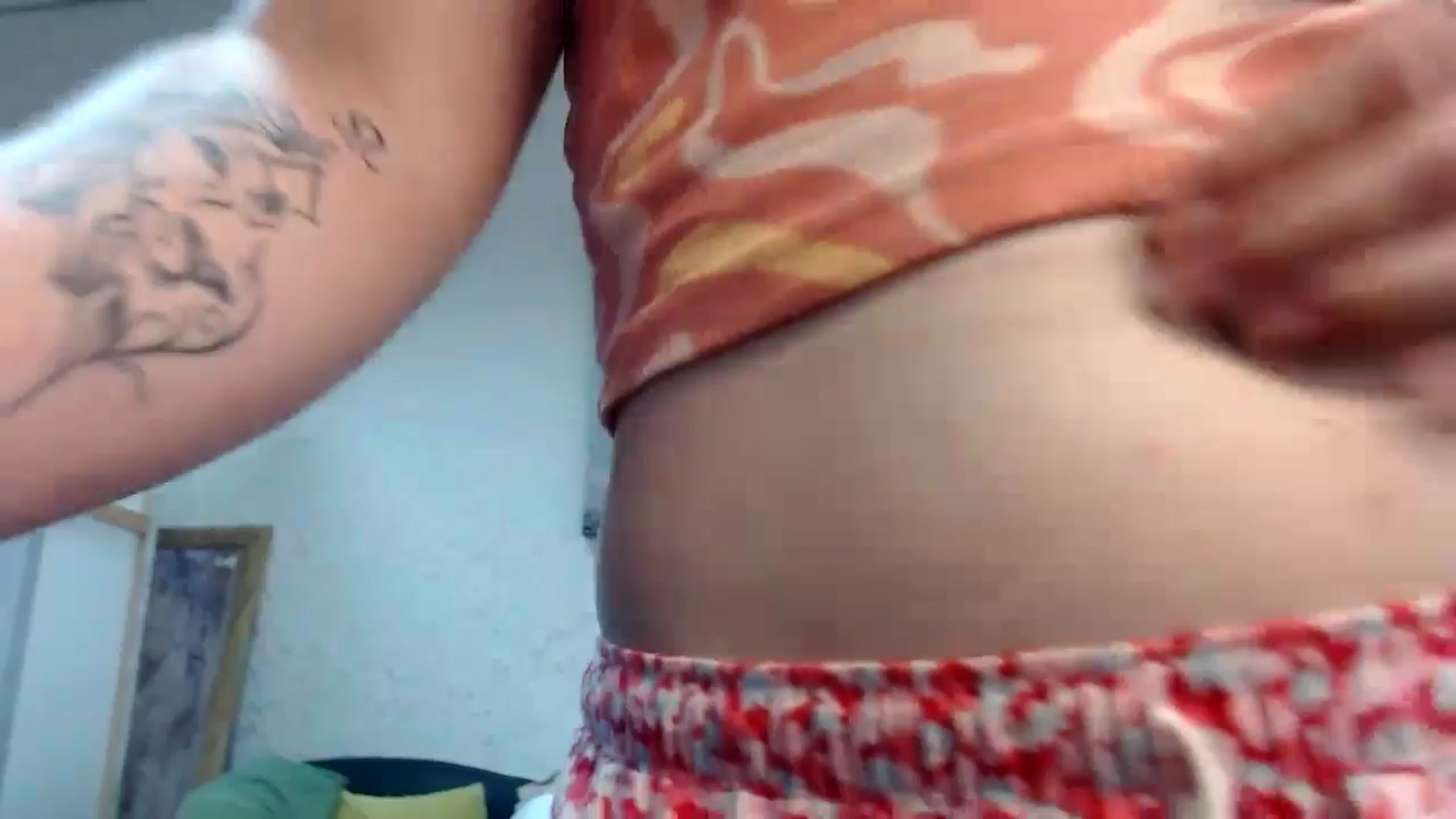 Gallery image thumbnail from SweetArinaA's myfreecams stream on, 07/18/2024, 12:32 image 19 of 20