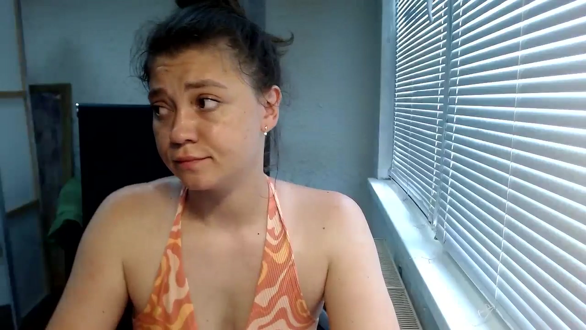 Gallery image thumbnail from SweetArinaA's myfreecams stream on, 07/18/2024, 12:32 image 7 of 20