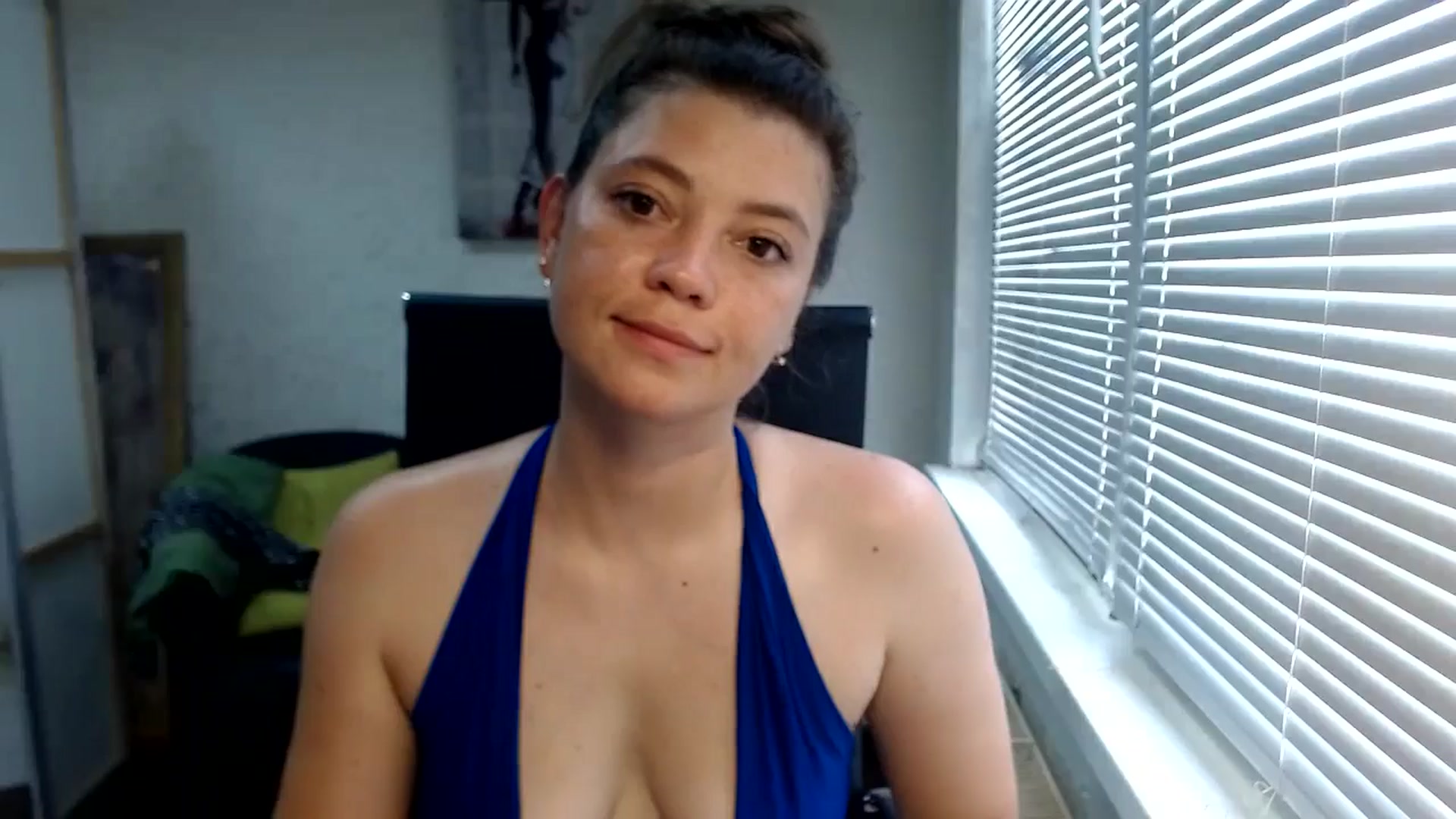 Gallery image thumbnail from SweetArinaA's myfreecams stream on, 07/18/2024, 13:41 image 6 of 20