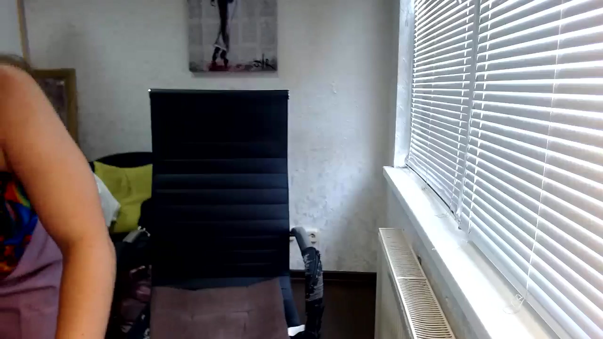 Gallery image thumbnail from SweetArinaA's myfreecams stream on, 07/19/2024, 07:49 image 7 of 20