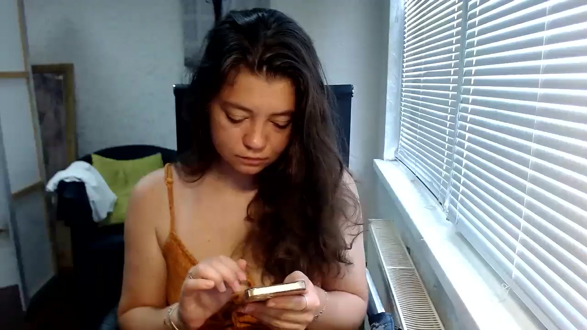 Gallery image thumbnail from SweetArinaA's myfreecams stream on, 07/19/2024, 08:31 image 4 of 20