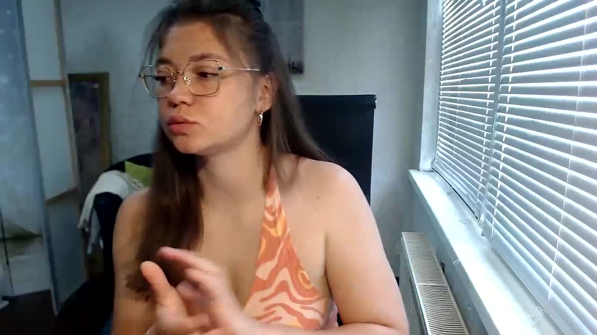 Gallery image thumbnail from SweetArinaA's myfreecams stream on, 07/21/2024, 09:49 image 18 of 20