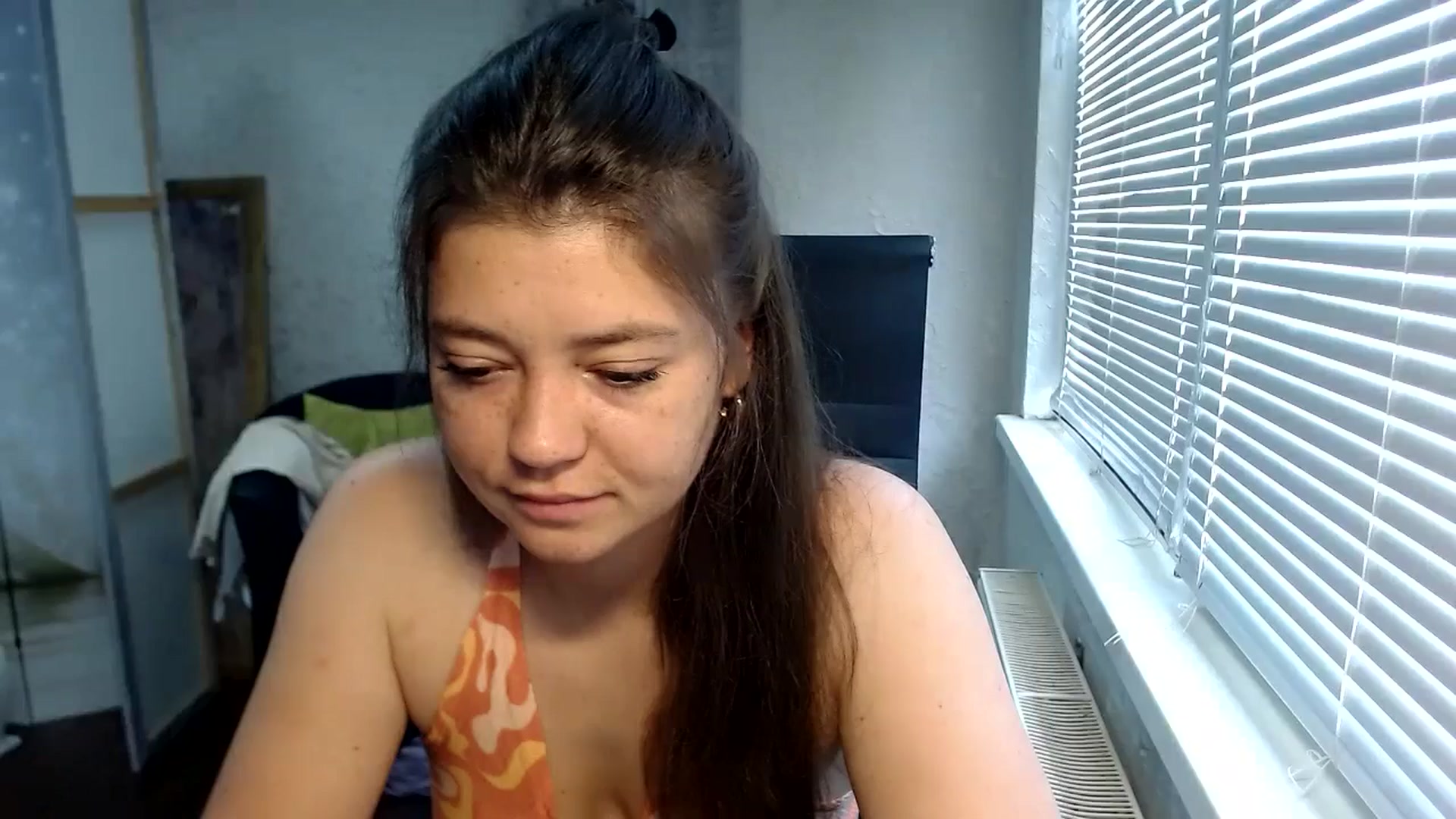 Gallery image thumbnail from SweetArinaA's myfreecams stream on, 07/21/2024, 09:49 image 4 of 20