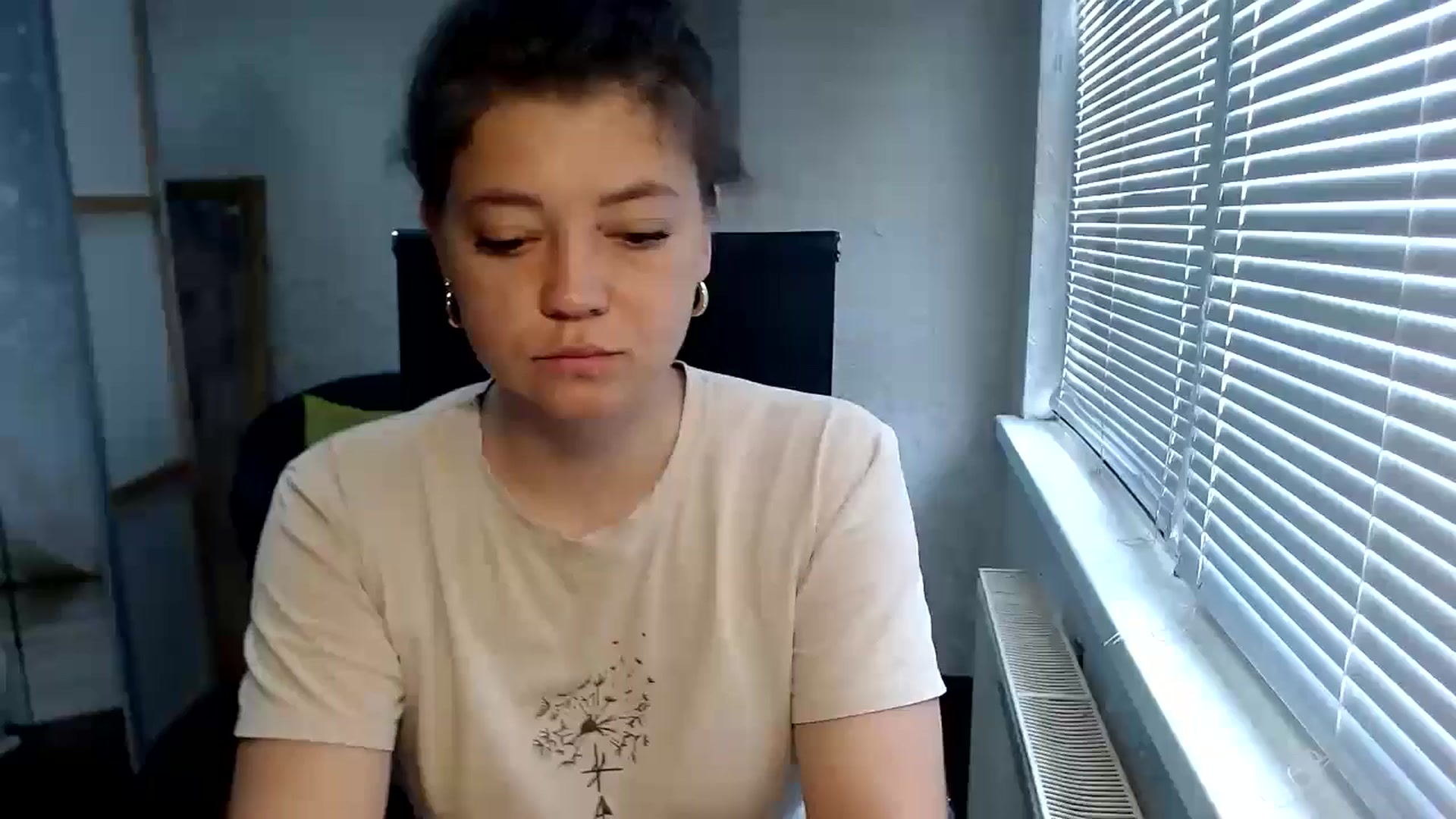 Gallery image thumbnail from SweetArinaA's myfreecams stream on, 07/21/2024, 09:49 image 1 of 20
