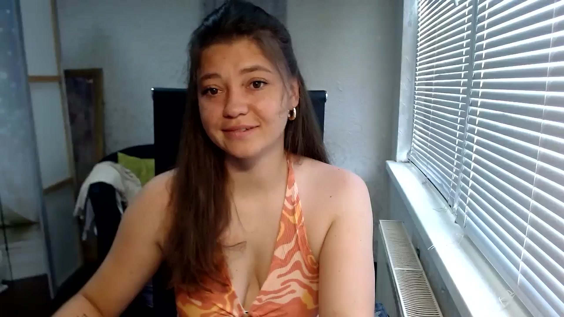 Gallery image thumbnail from SweetArinaA's myfreecams stream on, 07/21/2024, 09:49 image 8 of 20