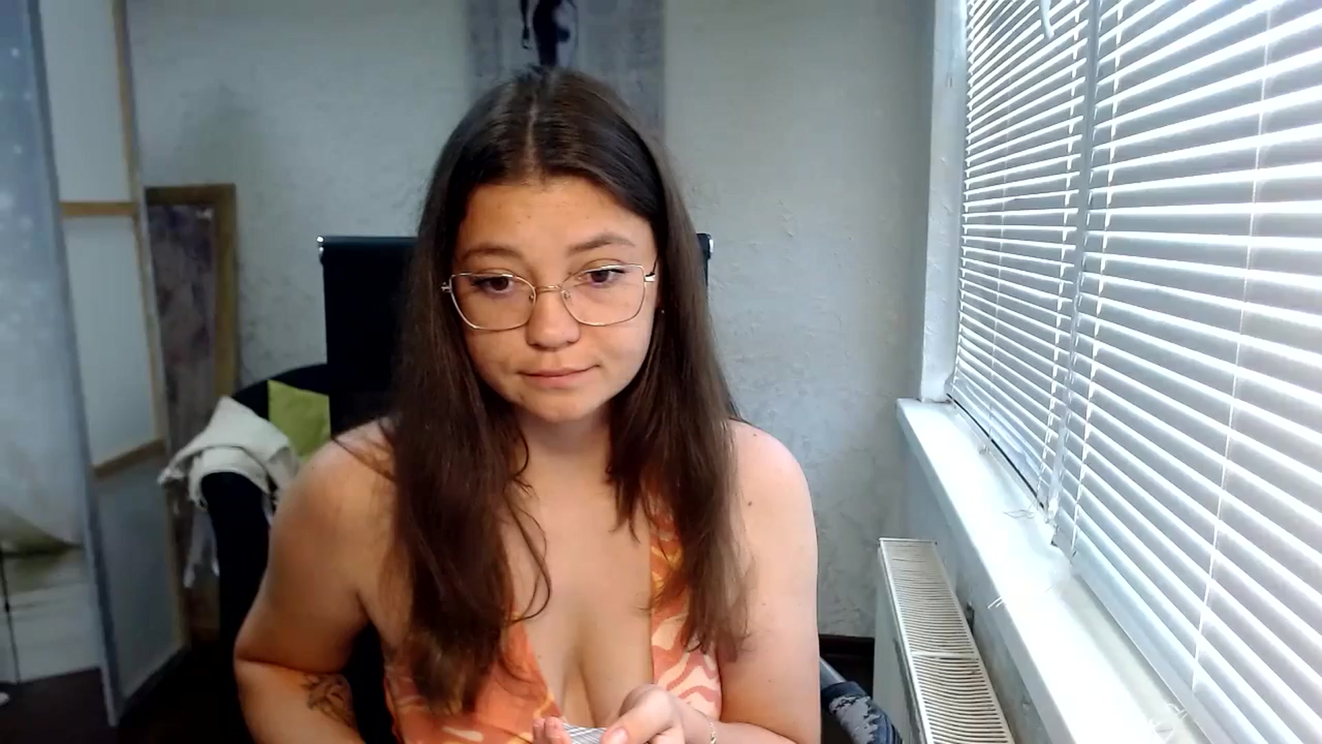 Gallery image thumbnail from SweetArinaA's myfreecams stream on, 07/21/2024, 11:49 image 14 of 20